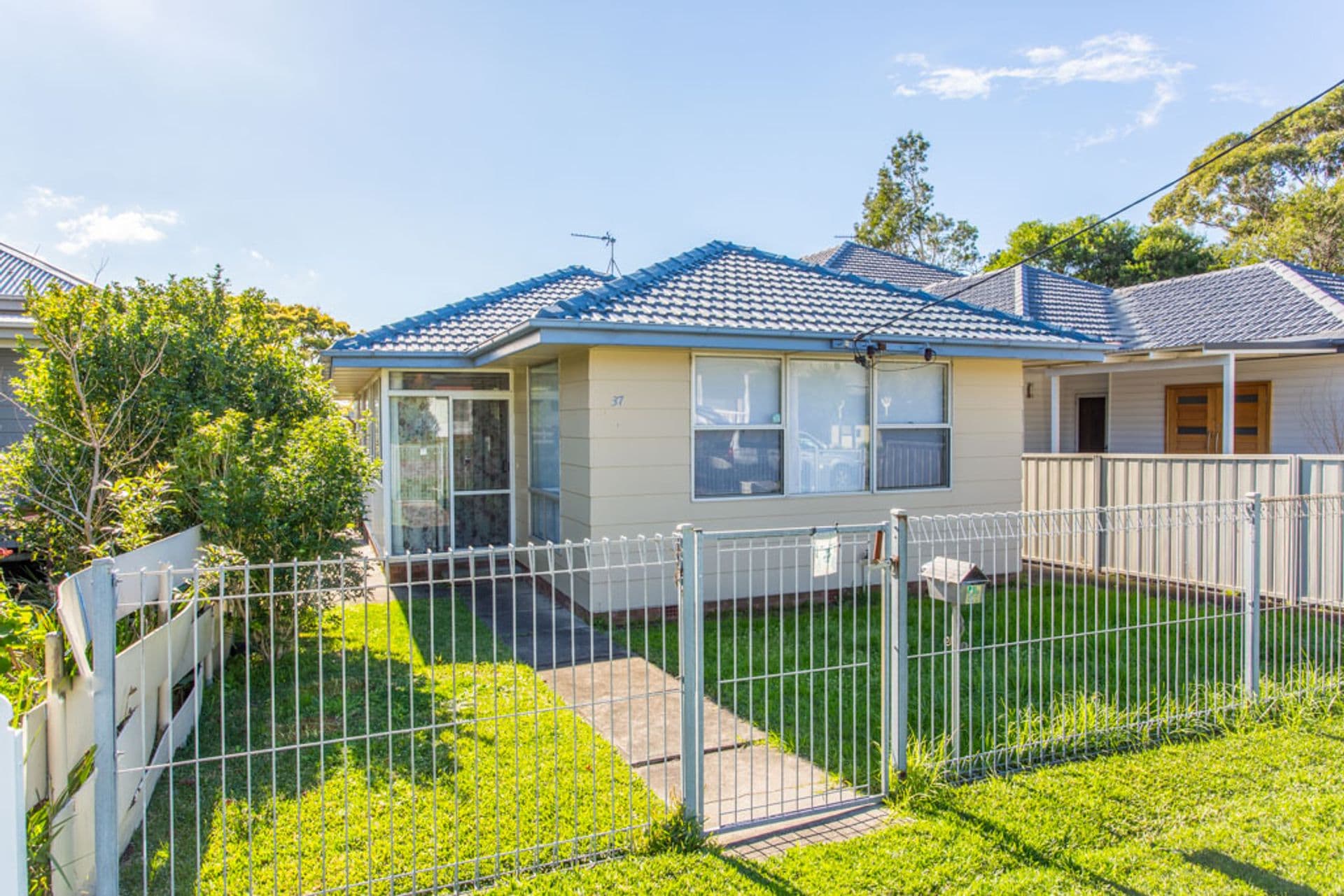 37 Waratah Street, Kahibah, NSW, 2290, Kahibah - Image 1
