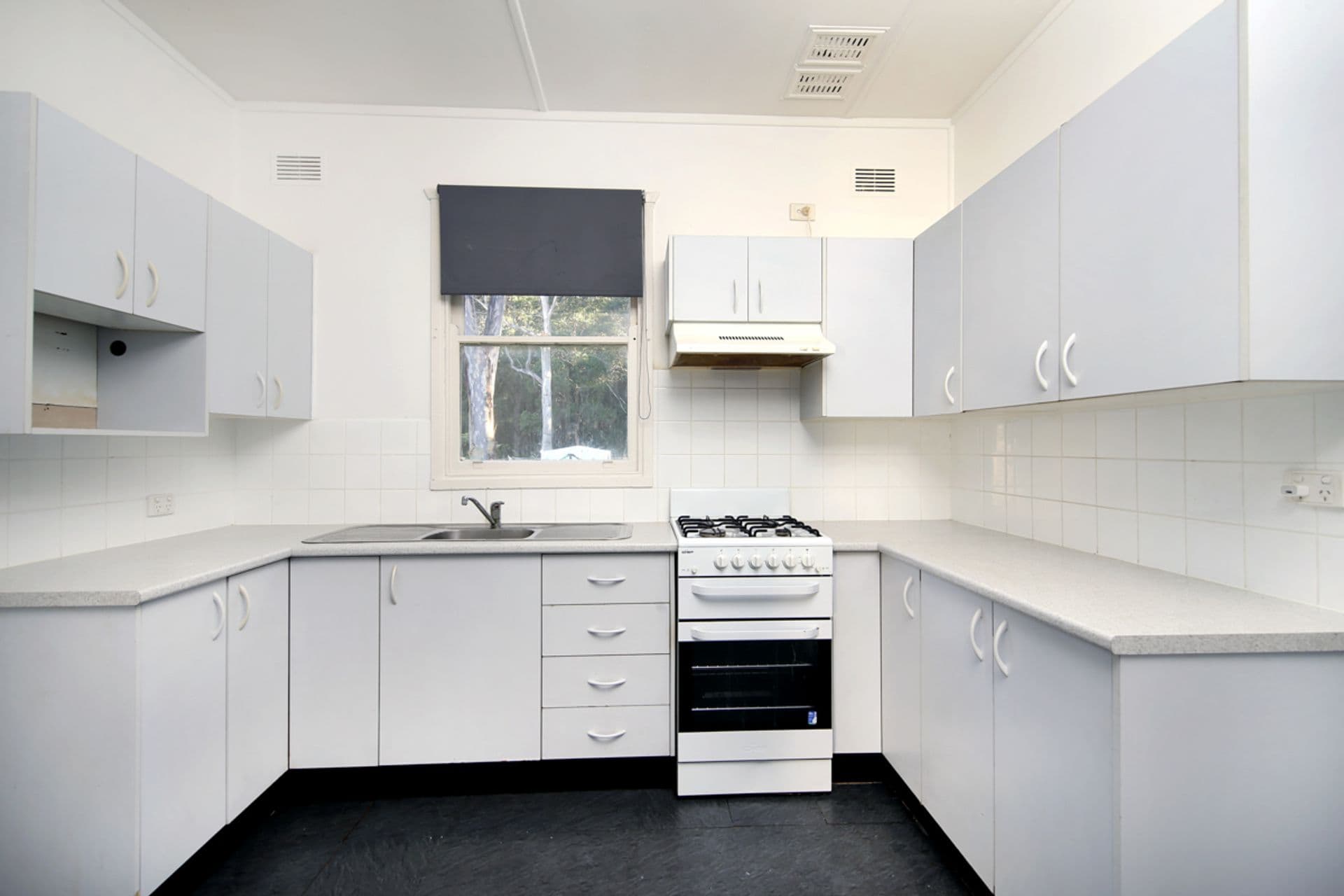 74 Willandra Crescent, Windale, NSW, 2306, Windale - Thumbnail 3