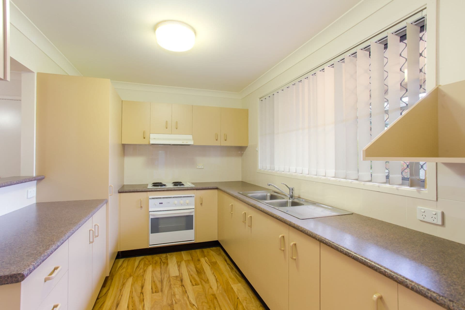 2B Whitehaven Drive, Lakelands, NSW, 2282, Lakelands - Thumbnail 2