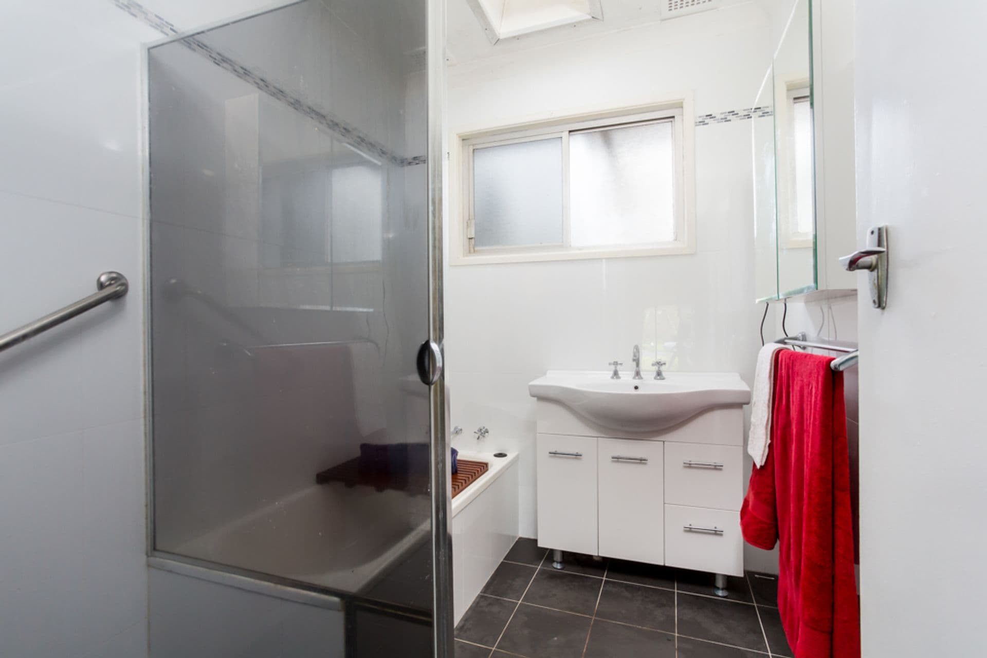 8 Fifth Street, Boolaroo, NSW, 2284, Boolaroo - Thumbnail 3
