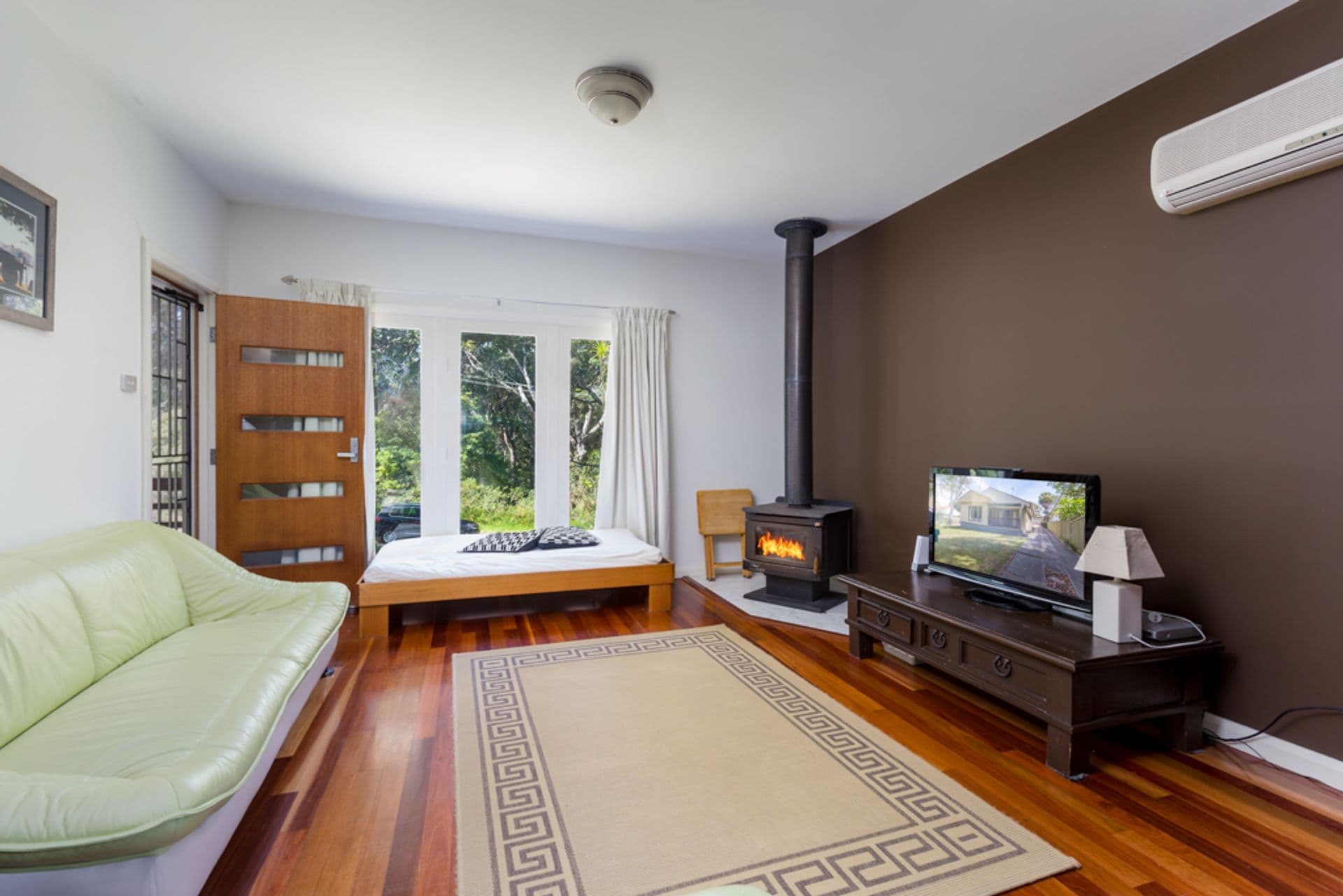 12 Beath Crescent, Kahibah, NSW, 2290, Kahibah - Thumbnail 3