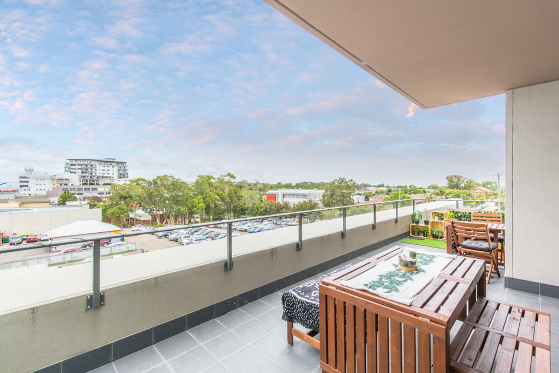 E402/18 Smart Street, Charlestown, NSW, 2290, Charlestown - Thumbnail 2