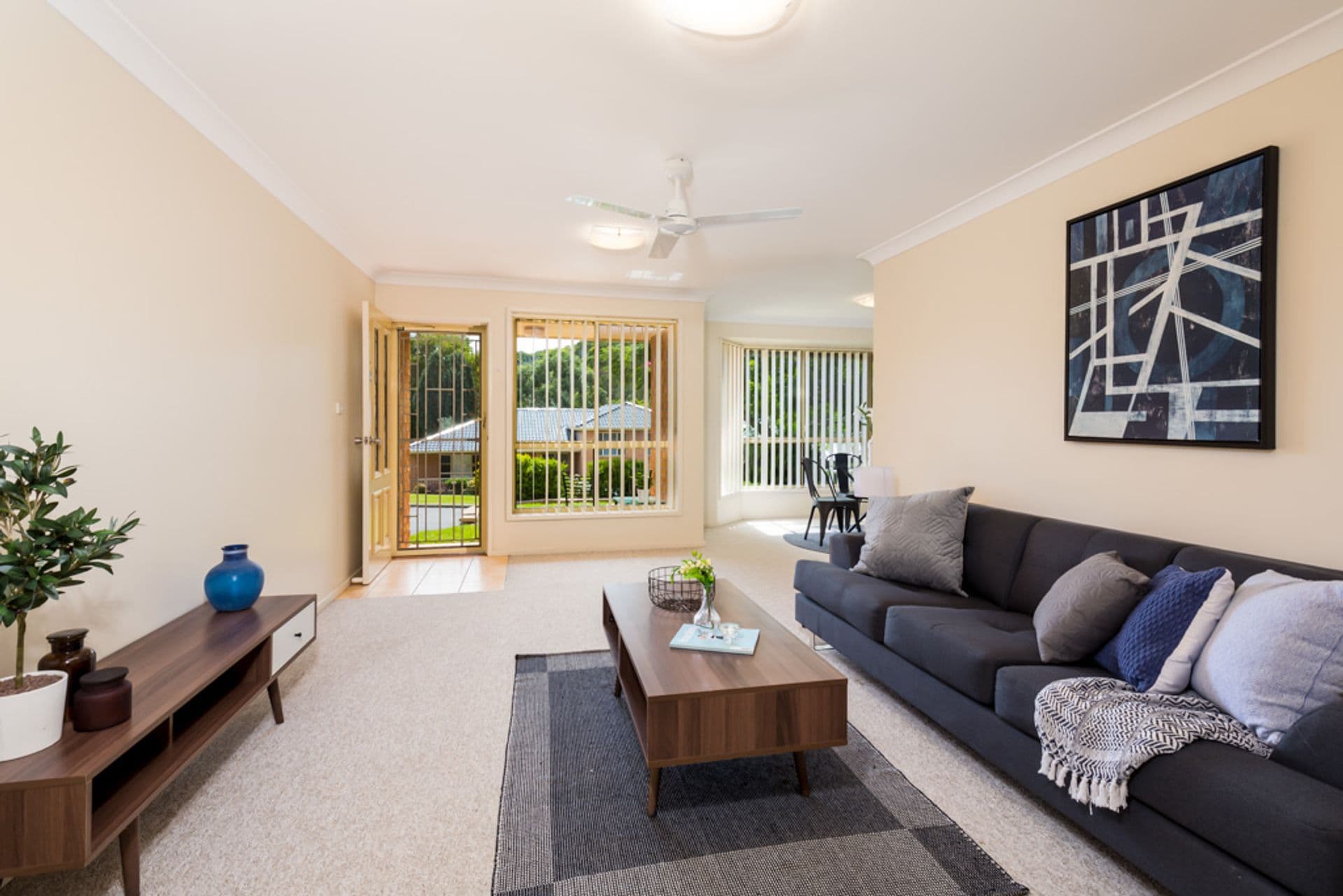 1/8 Garvey Grove, Charlestown, NSW, 2290, Kahibah - Thumbnail 2
