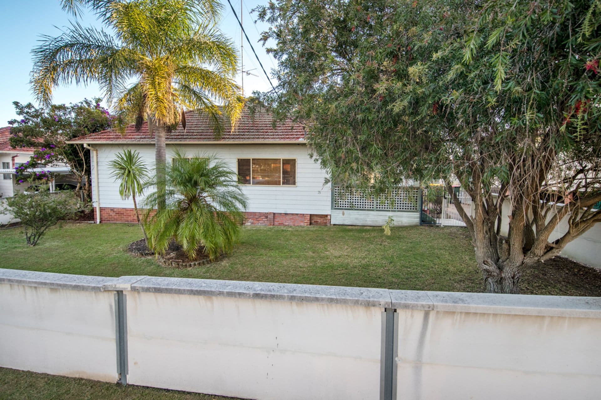 22 The Crescent, Gateshead, NSW, 2290, Gateshead - Image 1