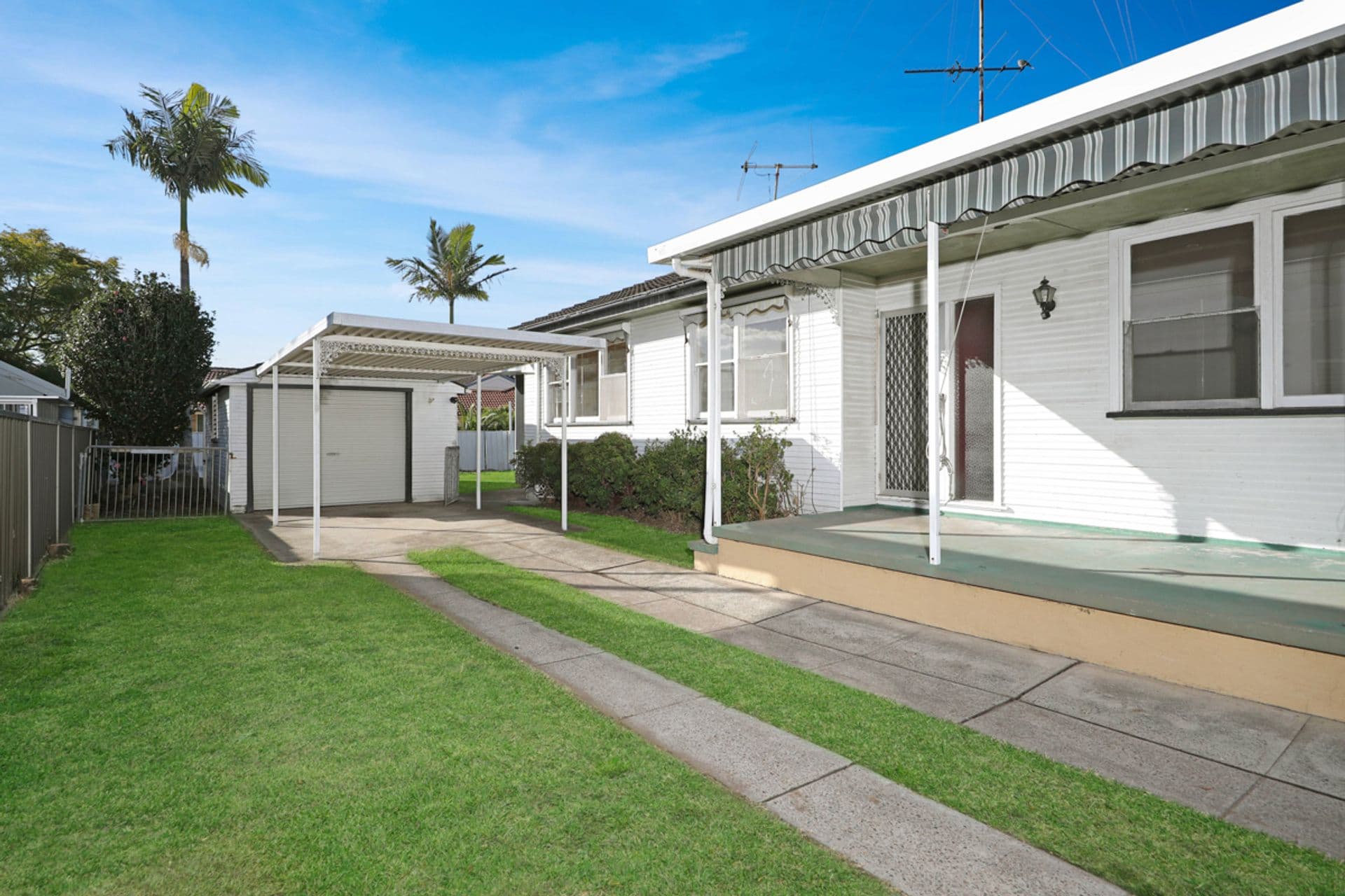 10 Glad Gunson Drive, Eleebana, NSW, 2282, Eleebana - Thumbnail 2