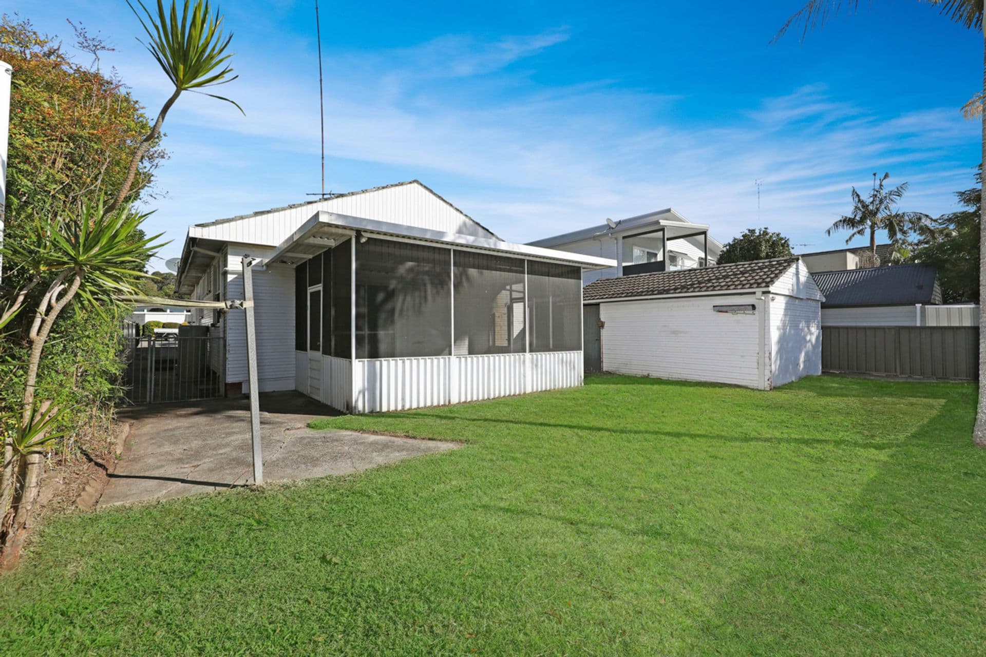 10 Glad Gunson Drive, Eleebana, NSW, 2282, Eleebana - Thumbnail 3