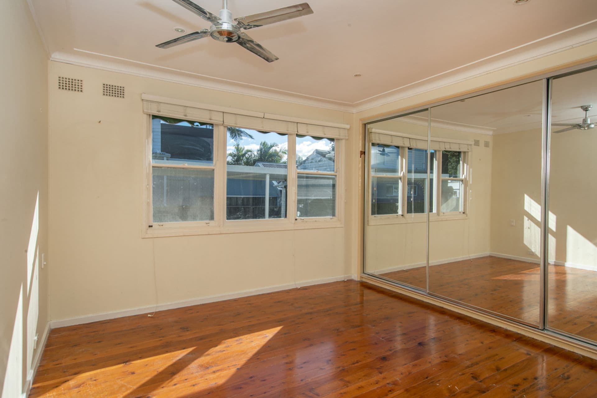 10 Glad Gunson Drive, Eleebana, NSW, 2282, Eleebana - Thumbnail 5