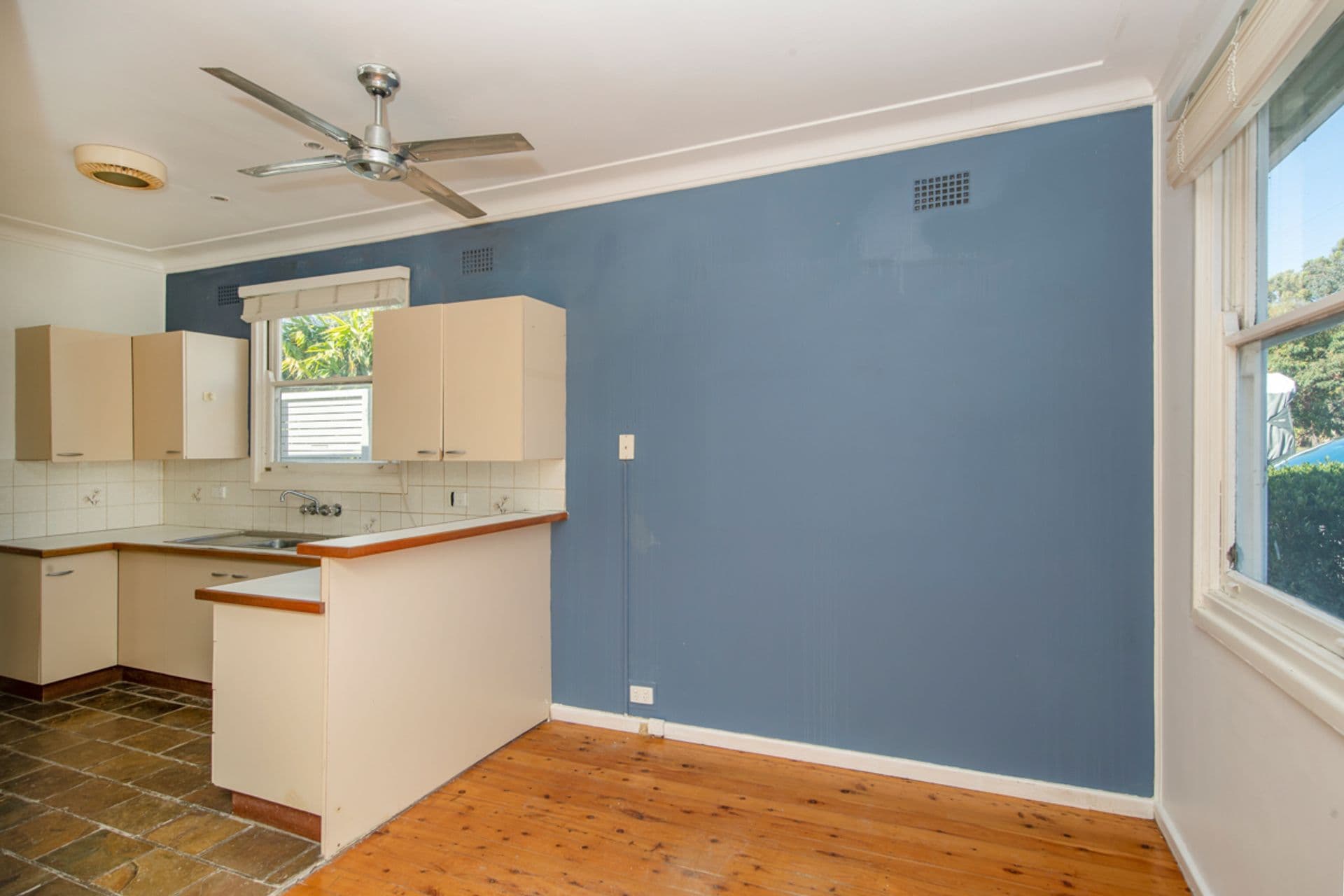 10 Glad Gunson Drive, Eleebana, NSW, 2282, Eleebana - Thumbnail 6