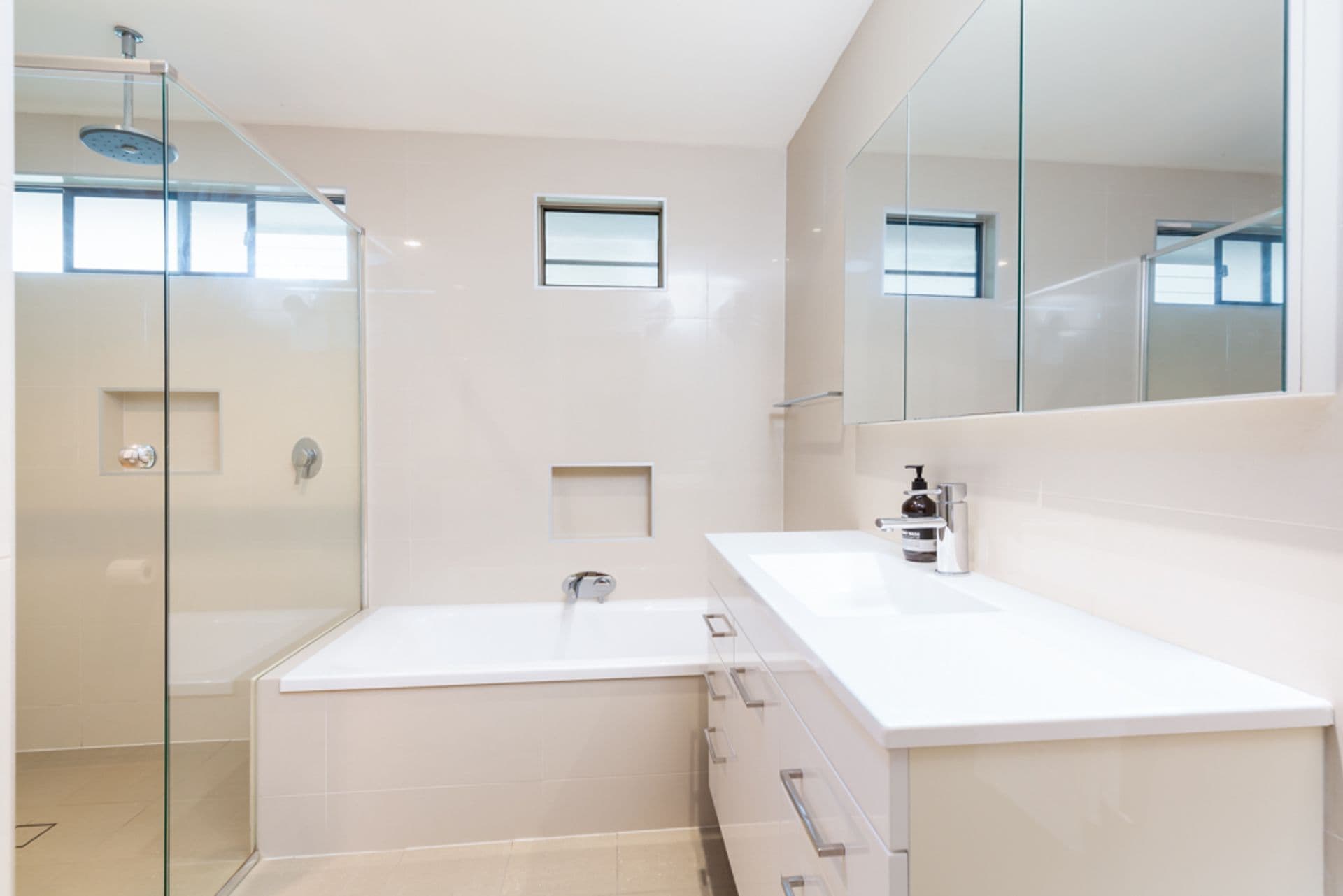 3 Elizabeth Cook Drive, Rankin Park, NSW, 2287, Rankin Park - Thumbnail 3