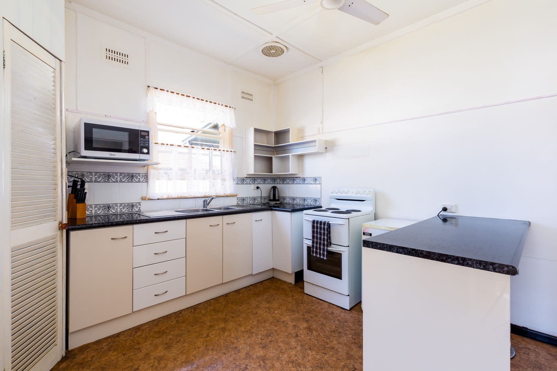 4 Goundry Street, Gateshead, NSW, 2290, Gateshead - Thumbnail 6