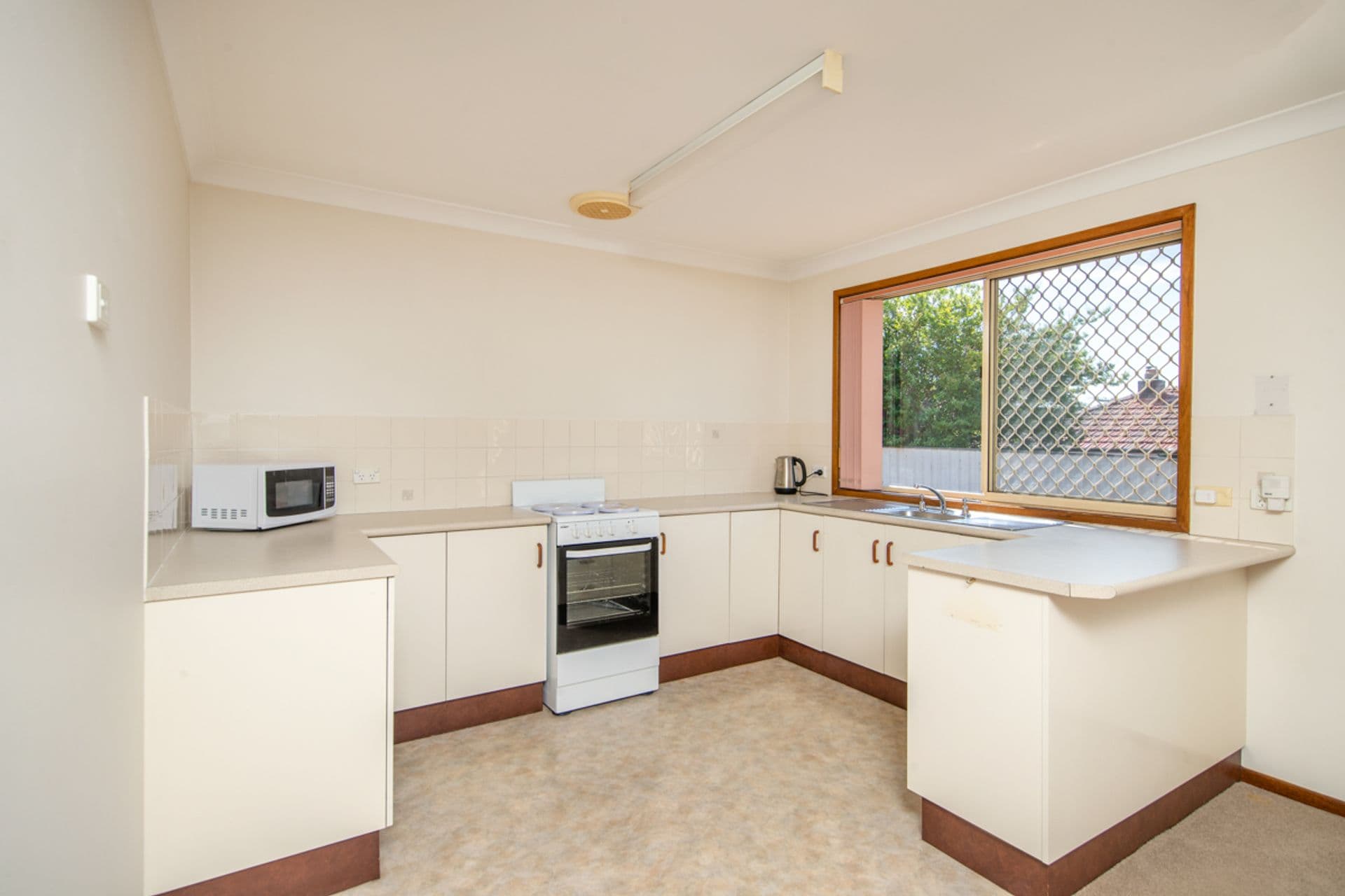 9/3 Francis Street, Cardiff South, NSW, 2285, Cardiff South - Thumbnail 2