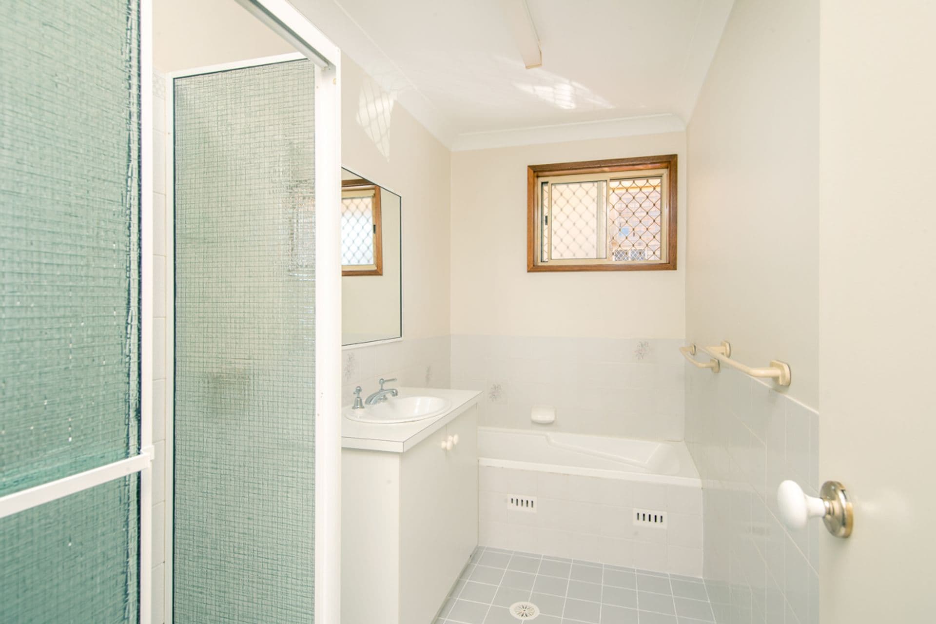 9/3 Francis Street, Cardiff South, NSW, 2285, Cardiff South - Thumbnail 3