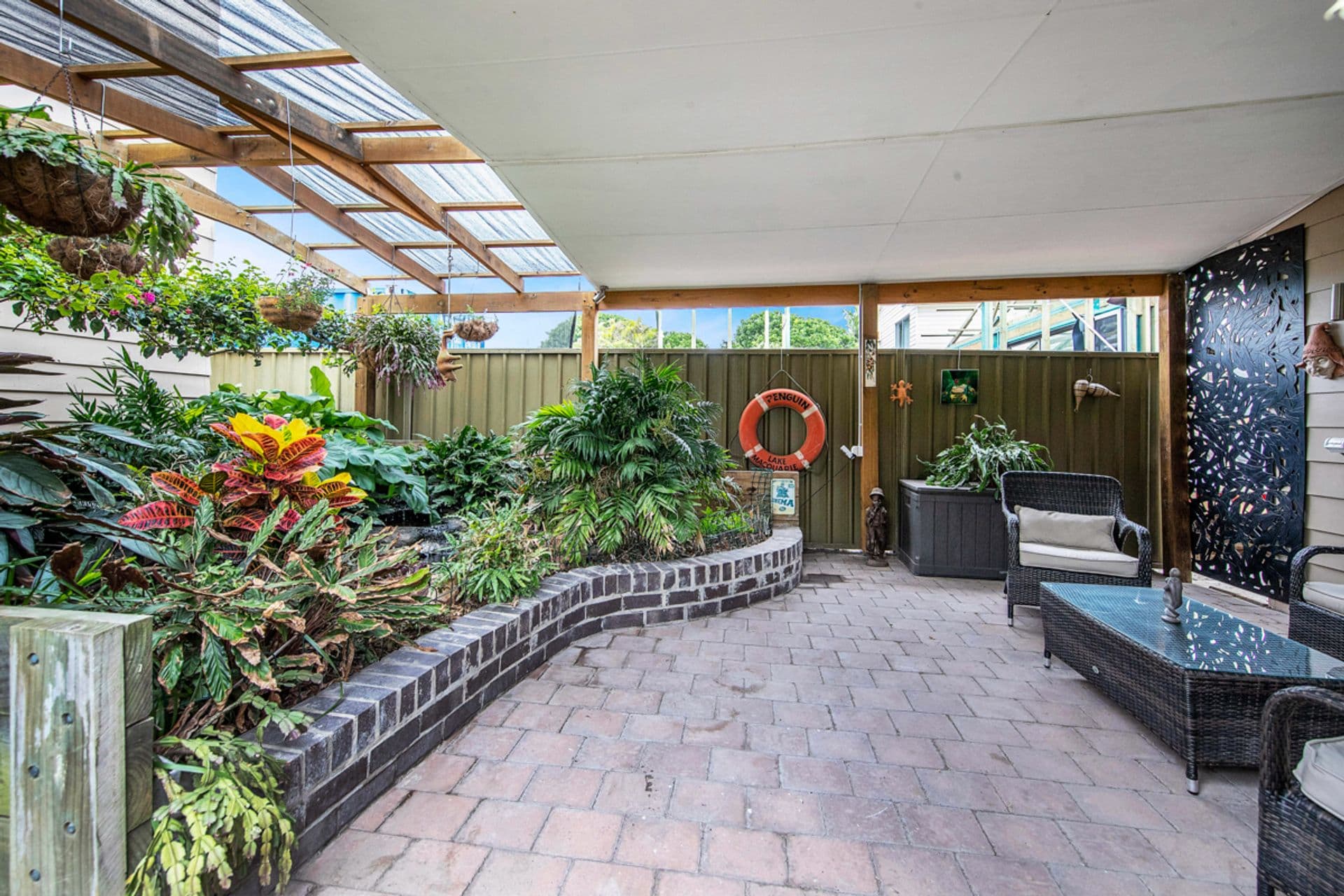121 Cowlishaw Street, Redhead, NSW, 2290, Redhead - Thumbnail 2