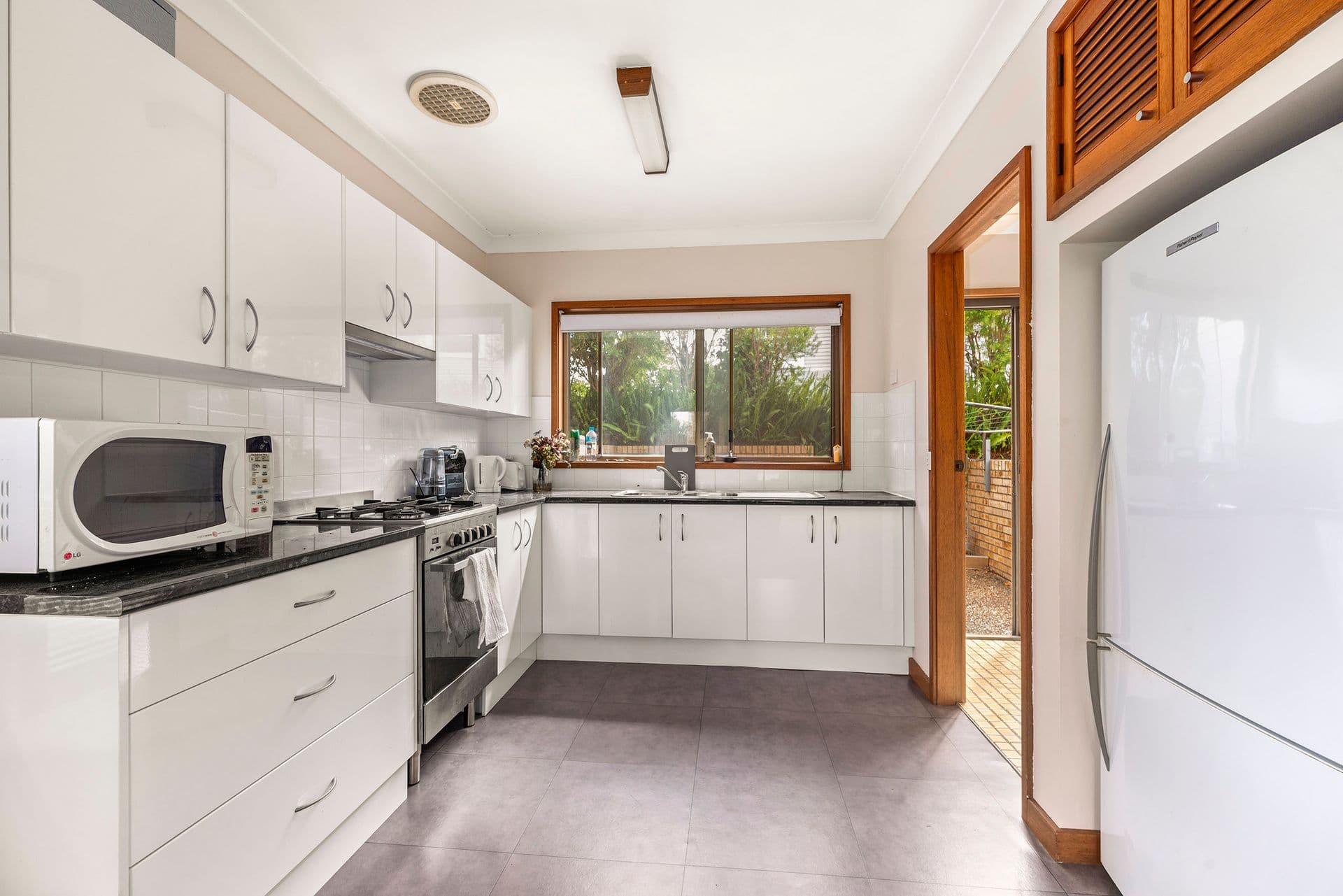 1/7 Hutton Street, Charlestown, NSW, 2290, Charlestown - Thumbnail 3