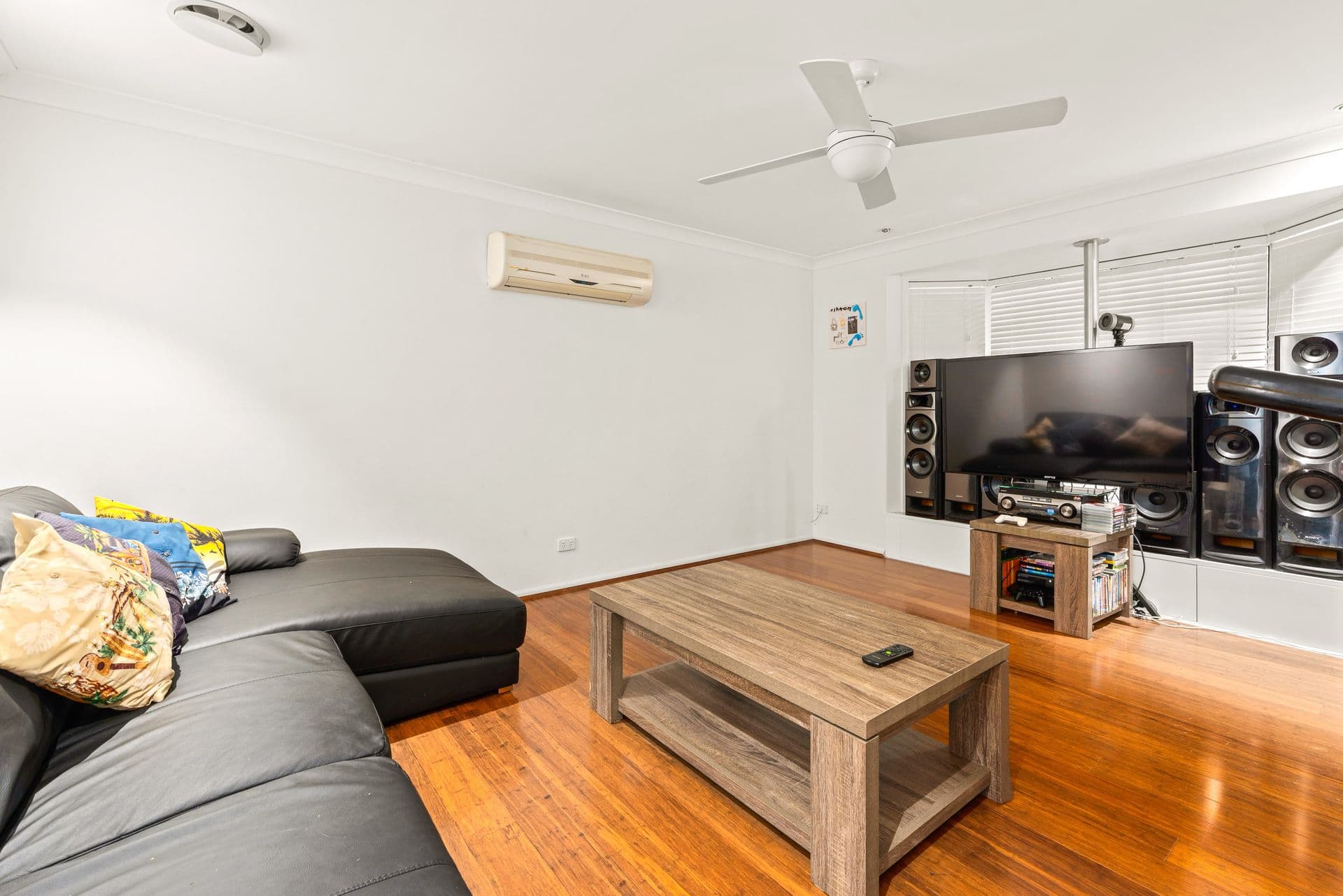 29 Schaefer Close, Tingira Heights, NSW, 2290, Tingira Heights - Thumbnail 2