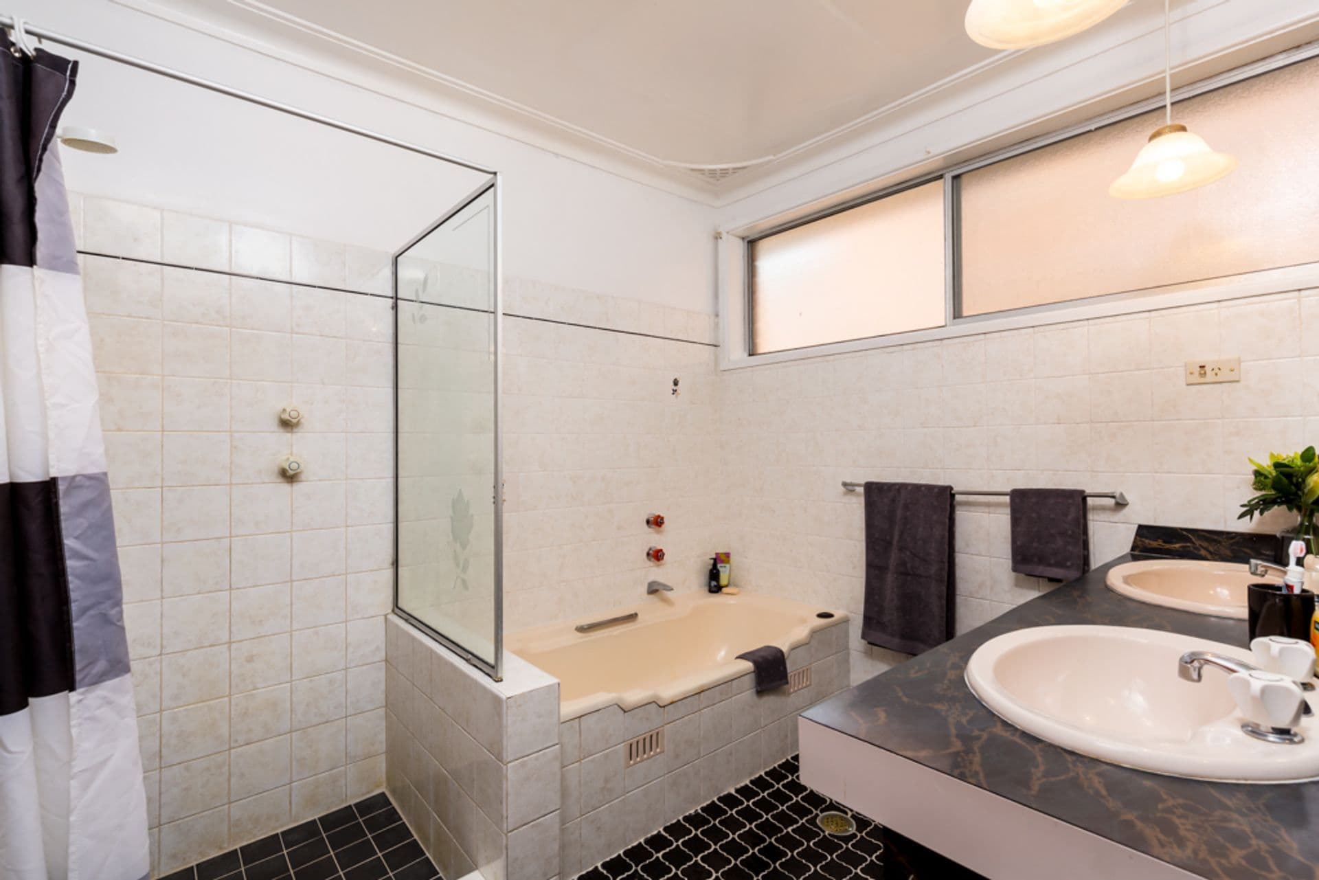 8 Crestwood Place, Warners Bay, NSW, 2282, Warners Bay - Thumbnail 7