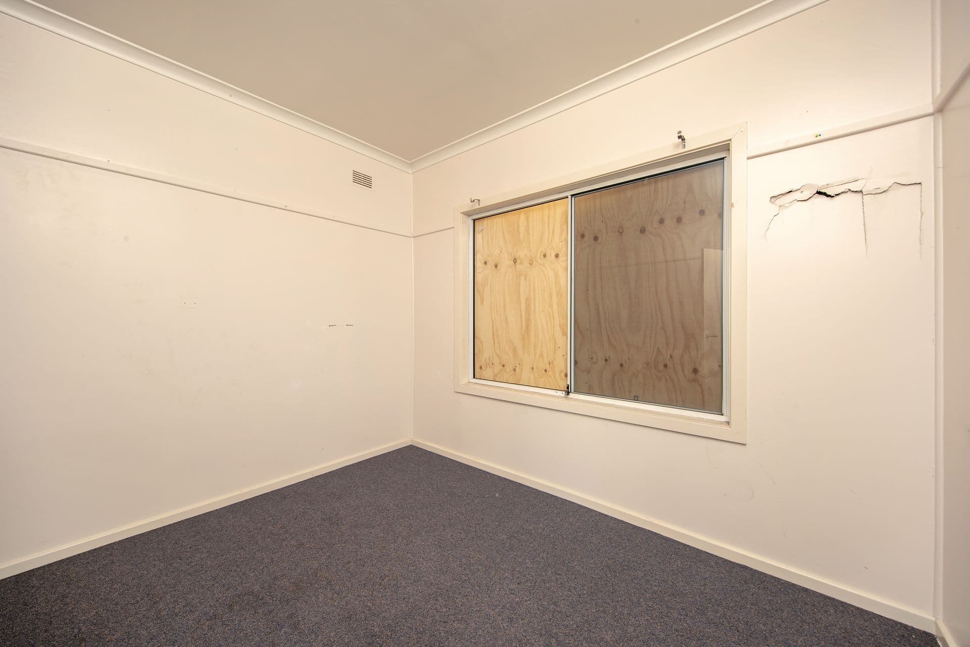 323 Lake Road, Glendale, NSW, 2285, Glendale - Thumbnail 8