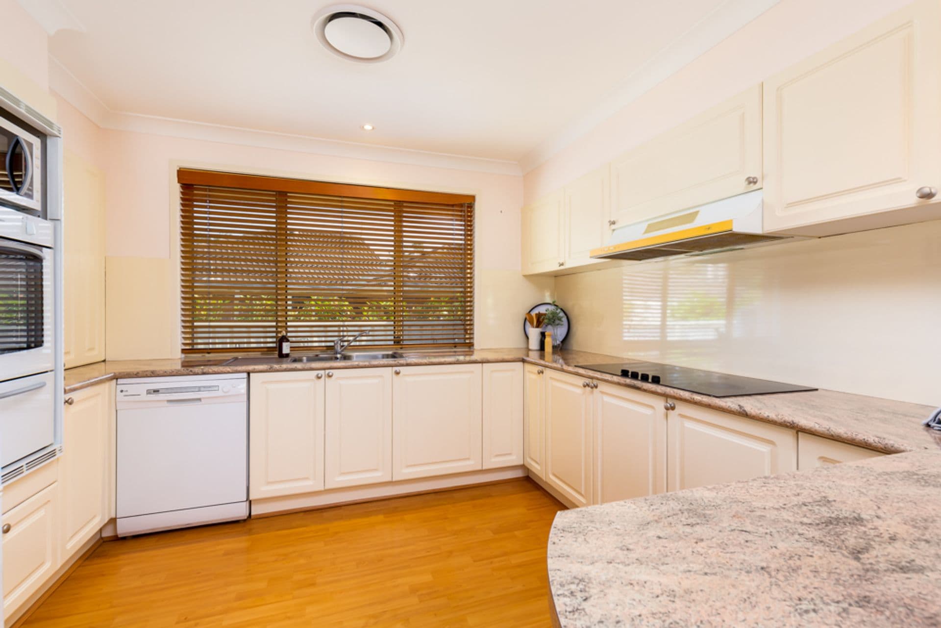1 Edgewood Close, Tingira Heights, NSW, 2290, Tingira Heights - Thumbnail 5