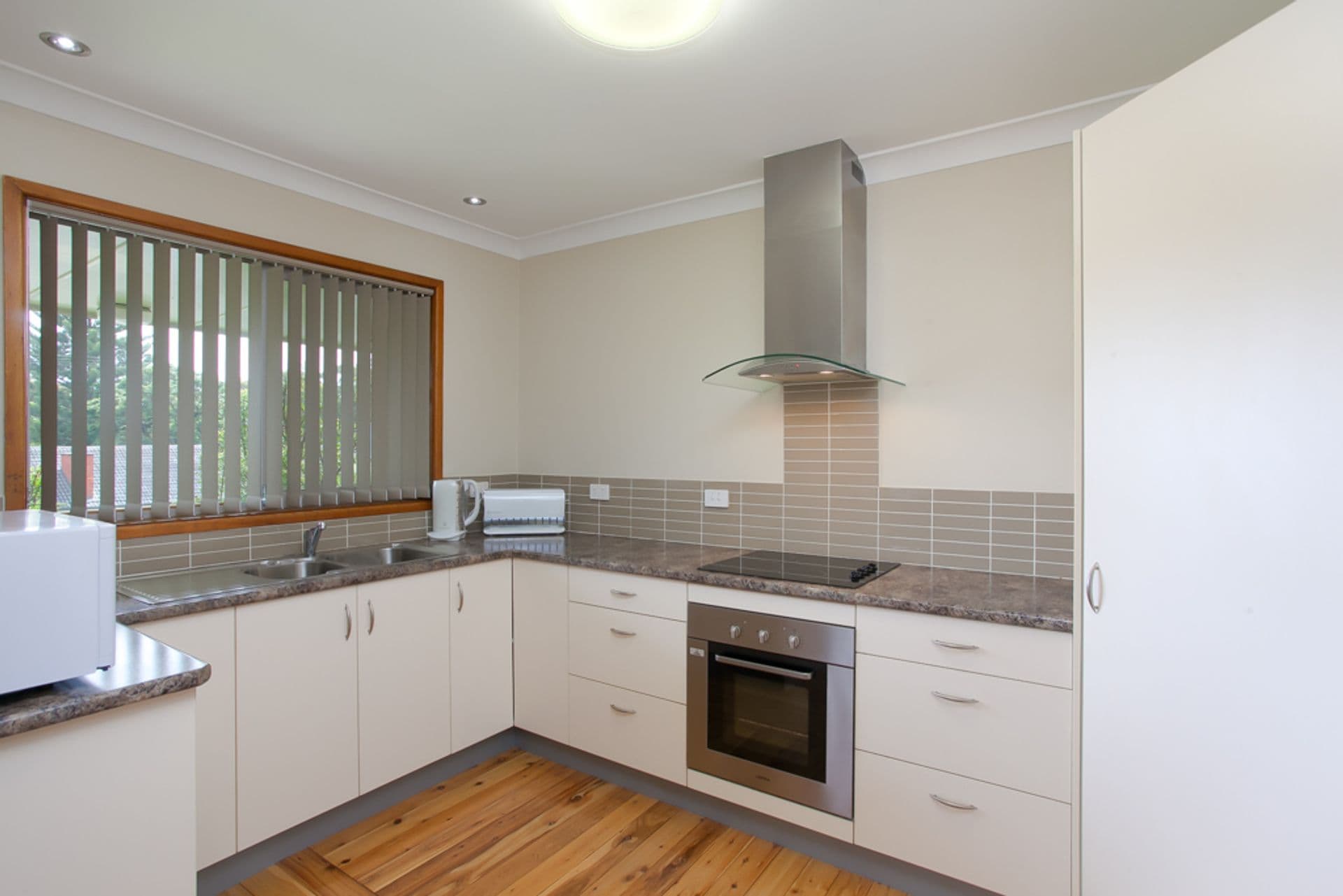 1/34 Ridley Street, Charlestown, NSW, 2290, Charlestown - Thumbnail 2