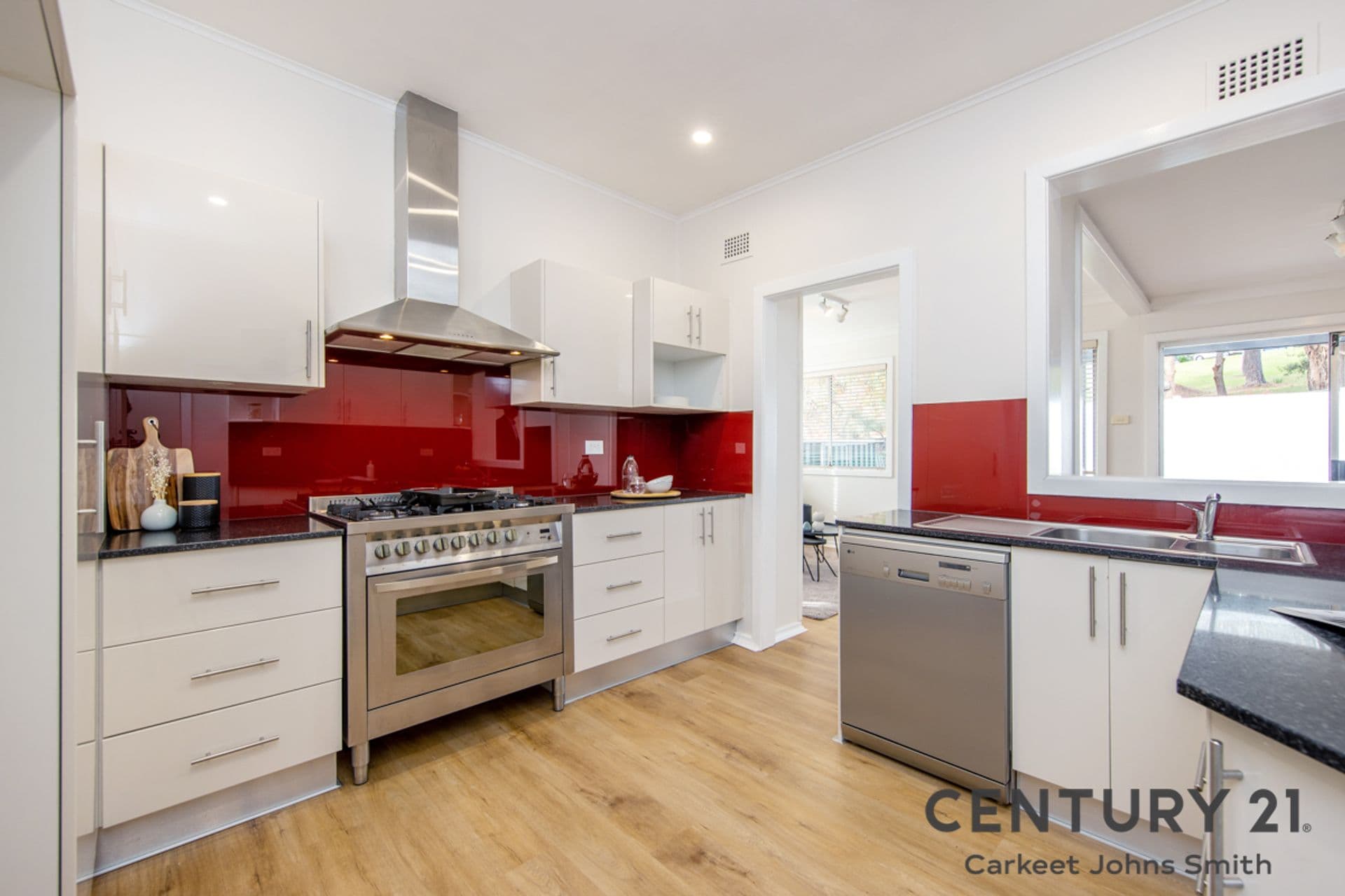 5 Clayton Crescent, Kotara, NSW, 2289, Kotara - Thumbnail 5