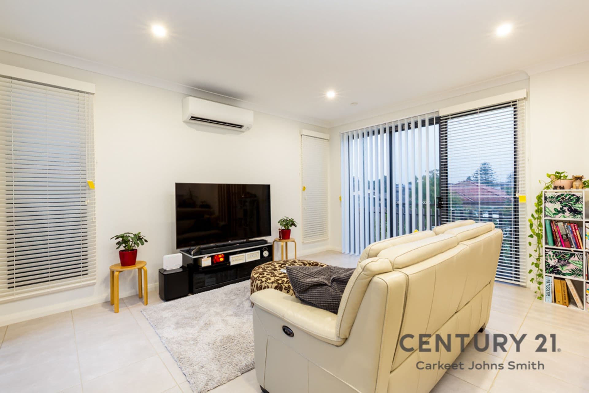 1/170 Kahibah Road, Charlestown, NSW, 2290, Charlestown - Thumbnail 2