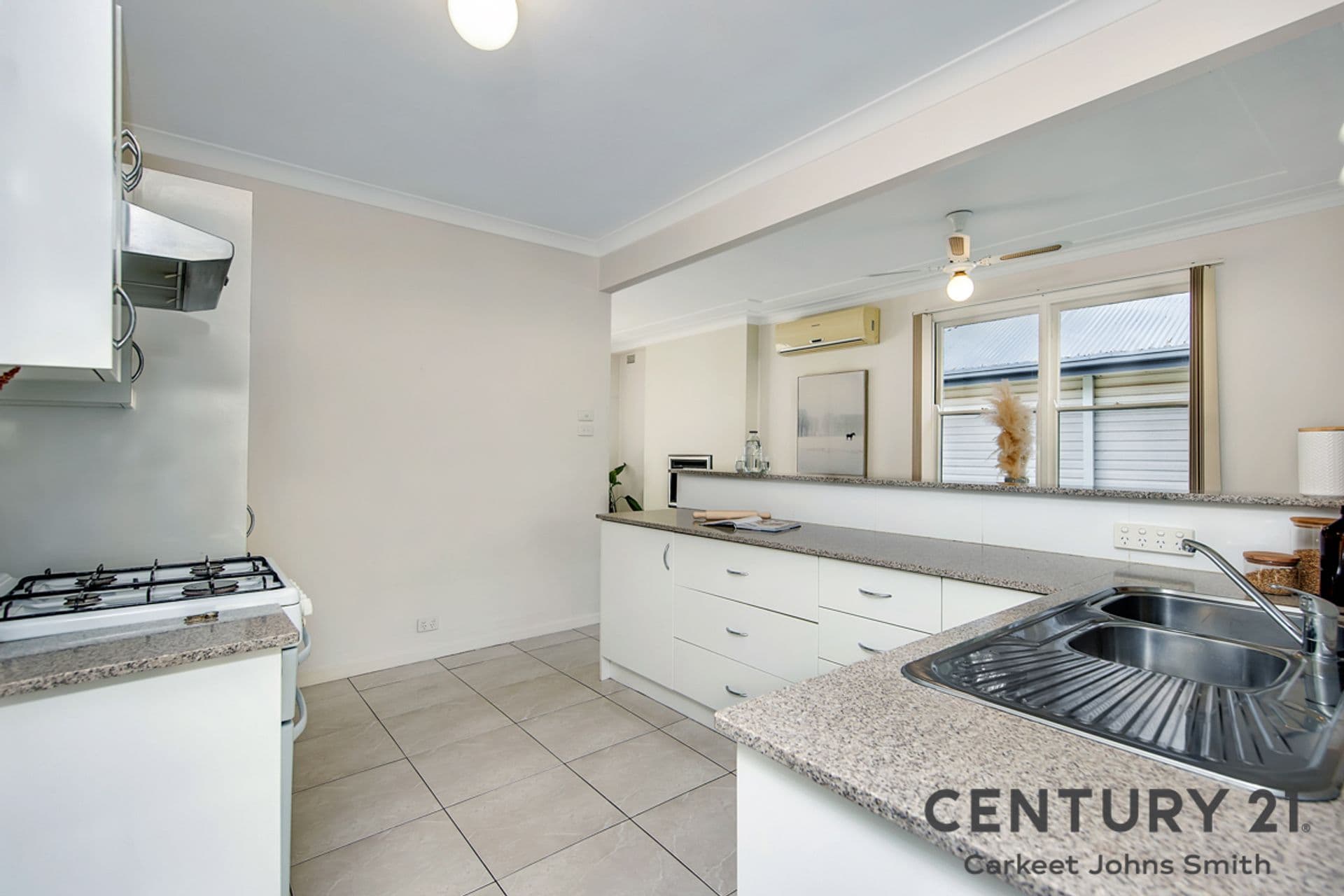 33 Claremont Avenue, Adamstown Heights, NSW, 2289, Adamstown Heights - Thumbnail 5