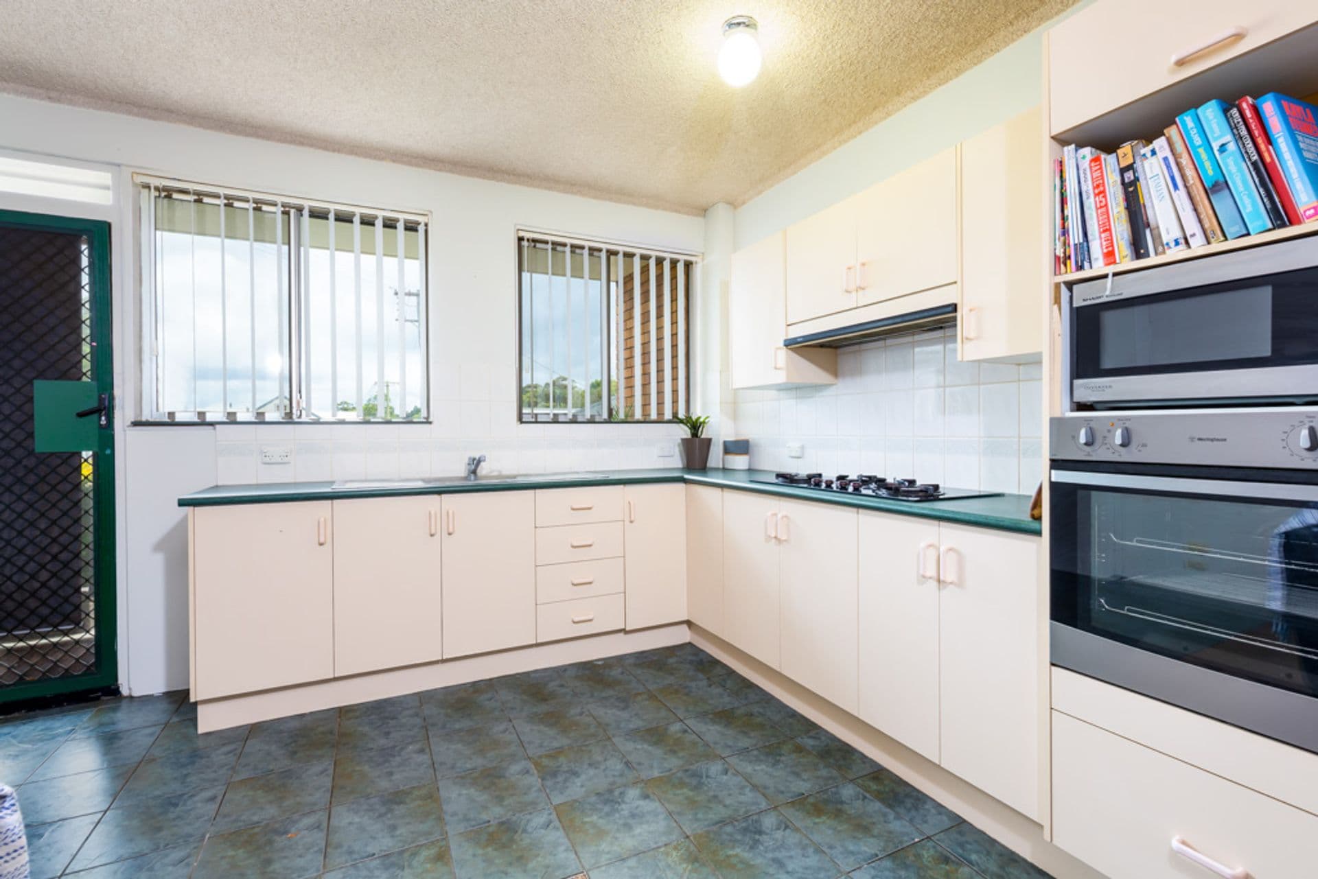 1/50 Station Street, Waratah, NSW, 2298, Waratah - Thumbnail 2