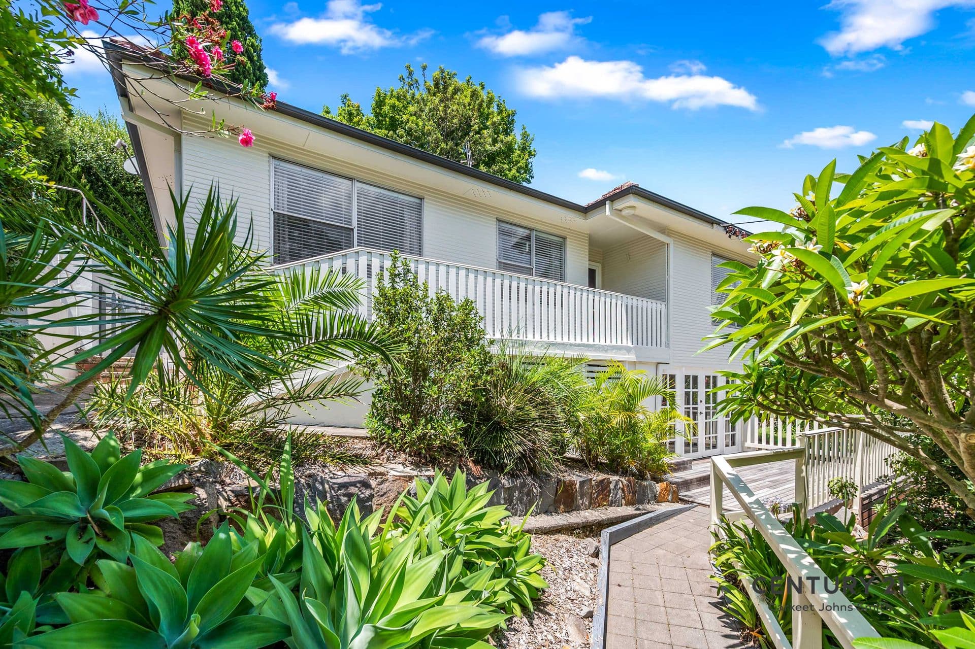55/17 Huntley Drive, Adamstown Heights - Image 1