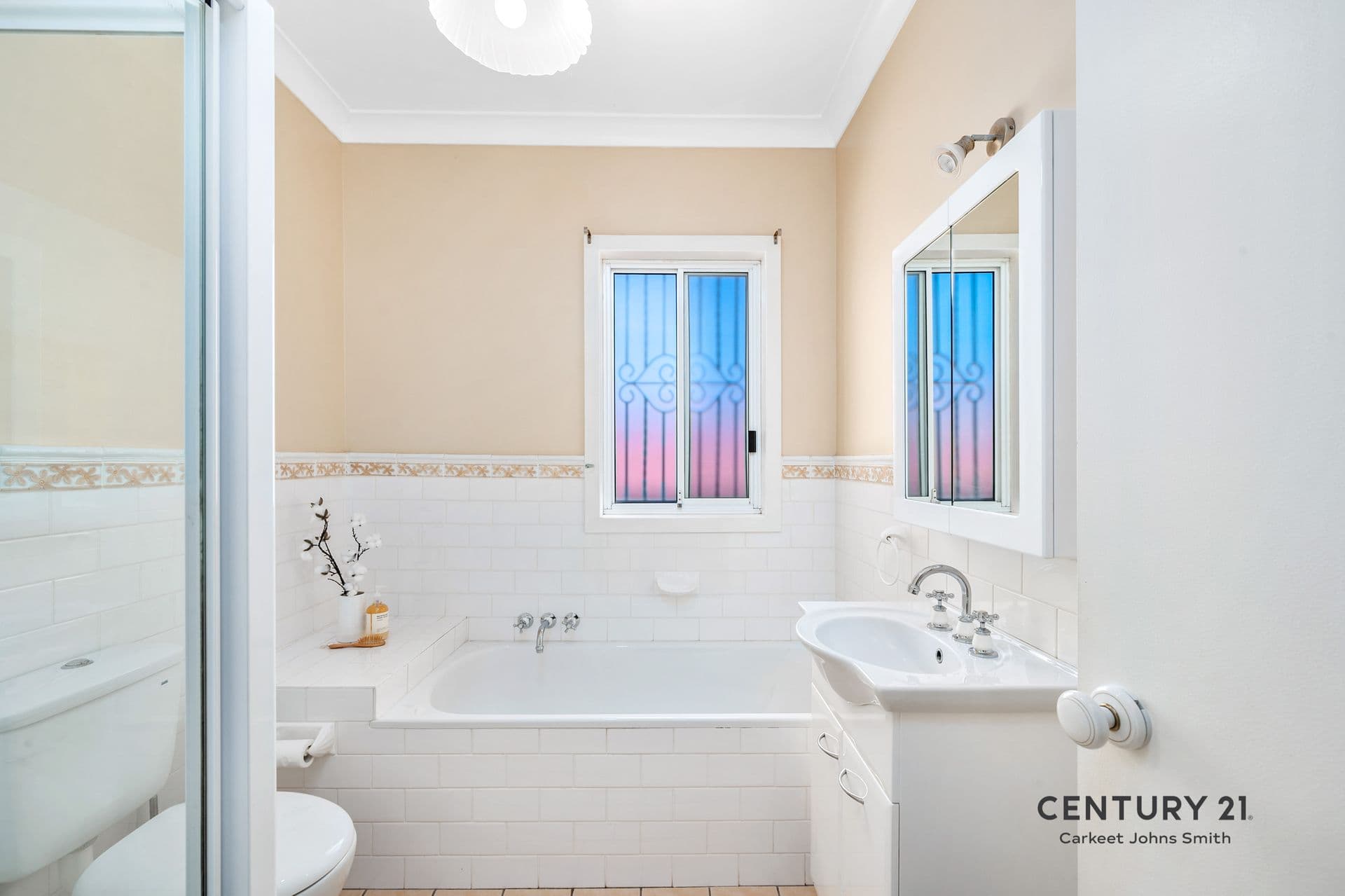 2 Roberts Street, Charlestown, NSW, 2290, Charlestown - Thumbnail 8