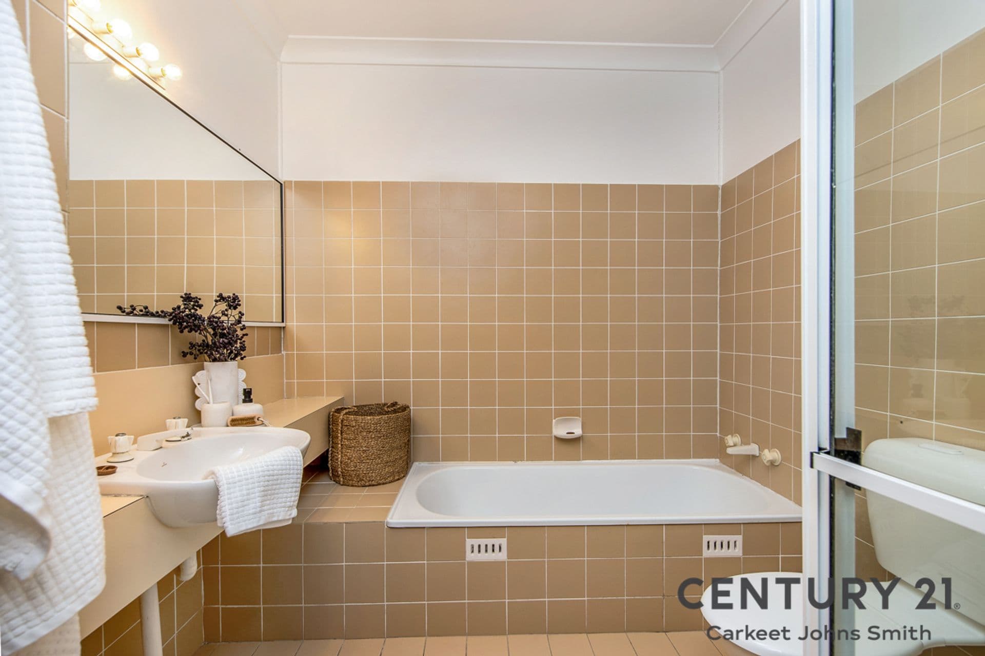 10/18-24 Llewellyn Street, Merewether, NSW, 2291, Merewether - Thumbnail 6