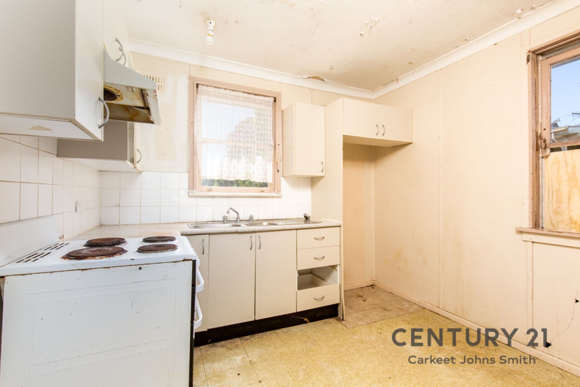 56 Mahogany Crescent, Gateshead, NSW, 2290, Gateshead - Thumbnail 2