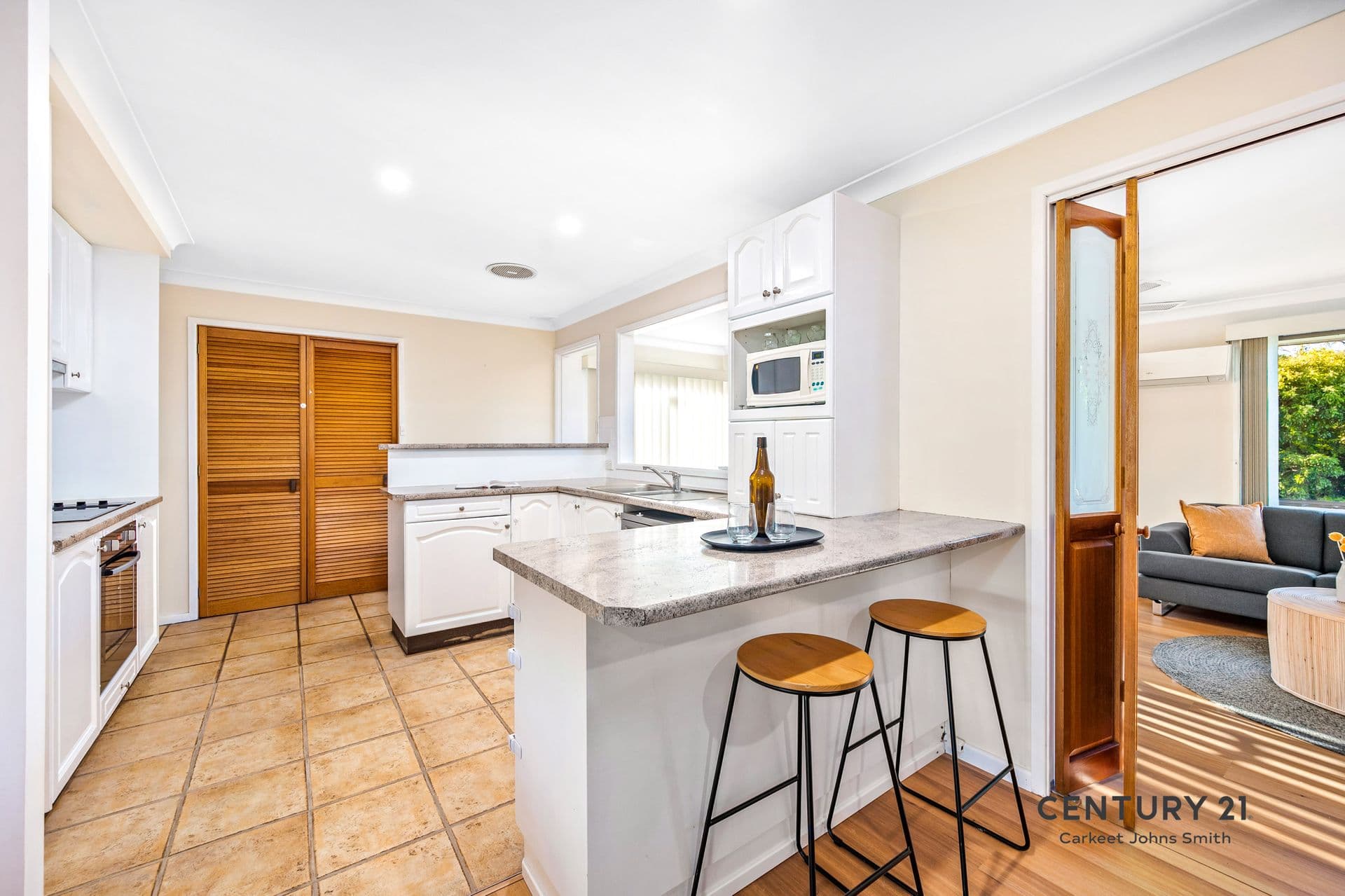 11 Roslyn Avenue, Charlestown, NSW, 2290, Charlestown - Thumbnail 4