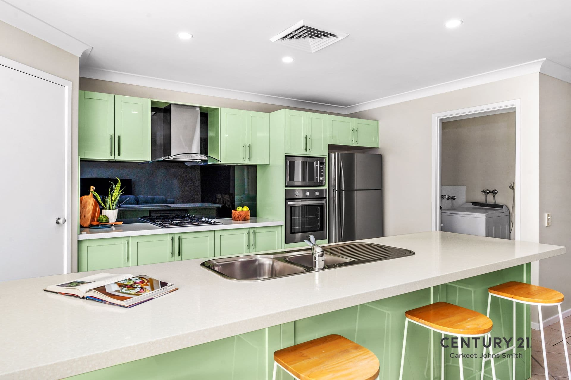 10 Glider Court, Charlestown, NSW, 2290, Charlestown - Thumbnail 2