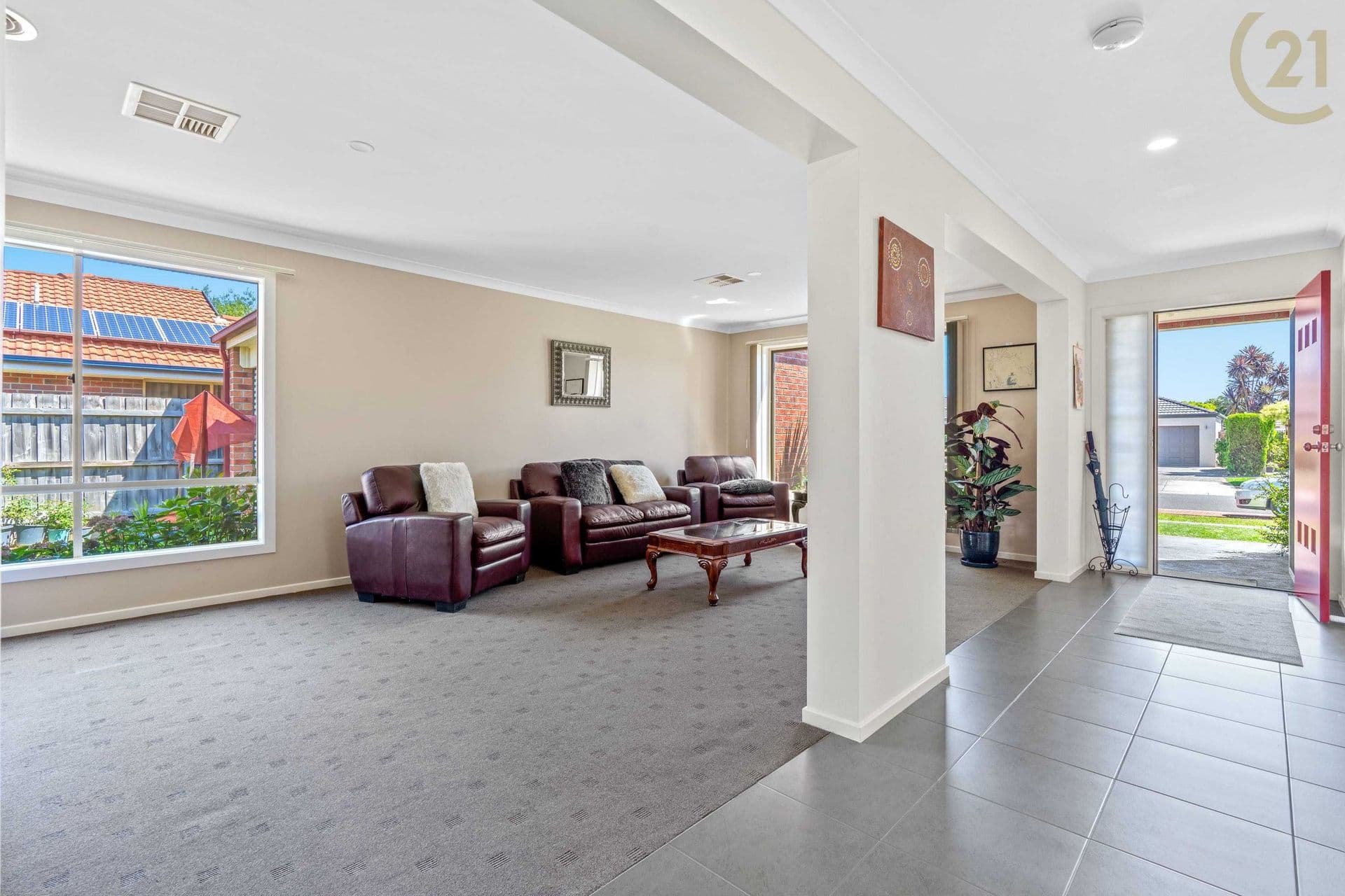 16 Terri Ester Drive, Berwick, VIC, 3806, Berwick - Thumbnail 3
