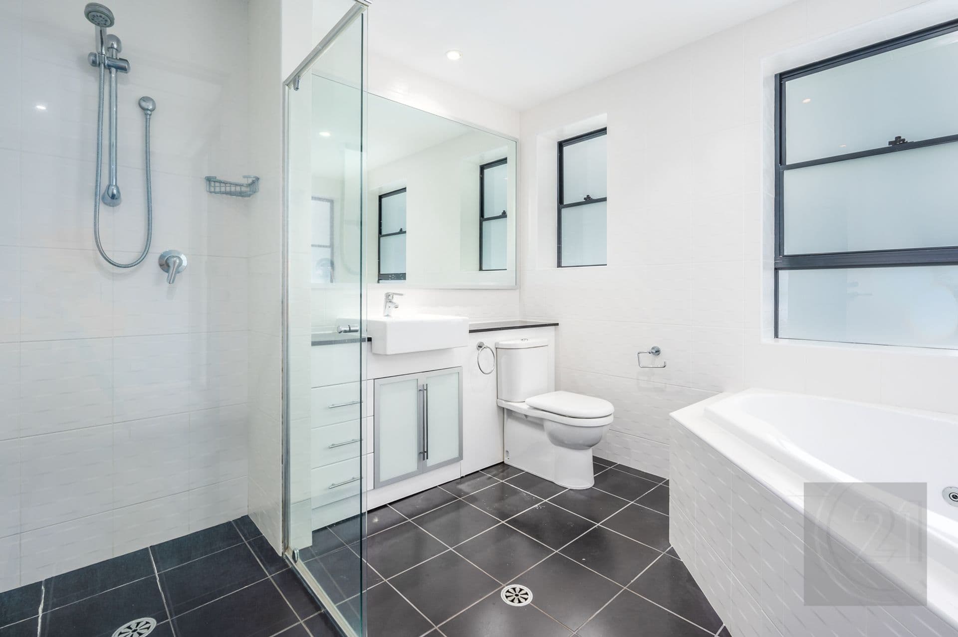 2/25 Tomaree Street, Nelson Bay, NSW, 2315, Nelson Bay - Thumbnail 2