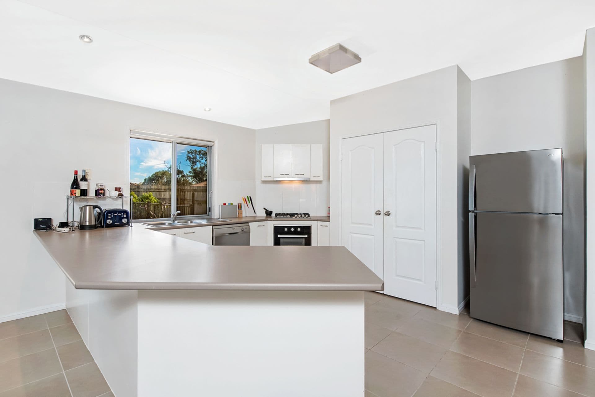 15 Kingsley Court, Little Mountain, QLD, 4551, Little Mountain - Thumbnail 2