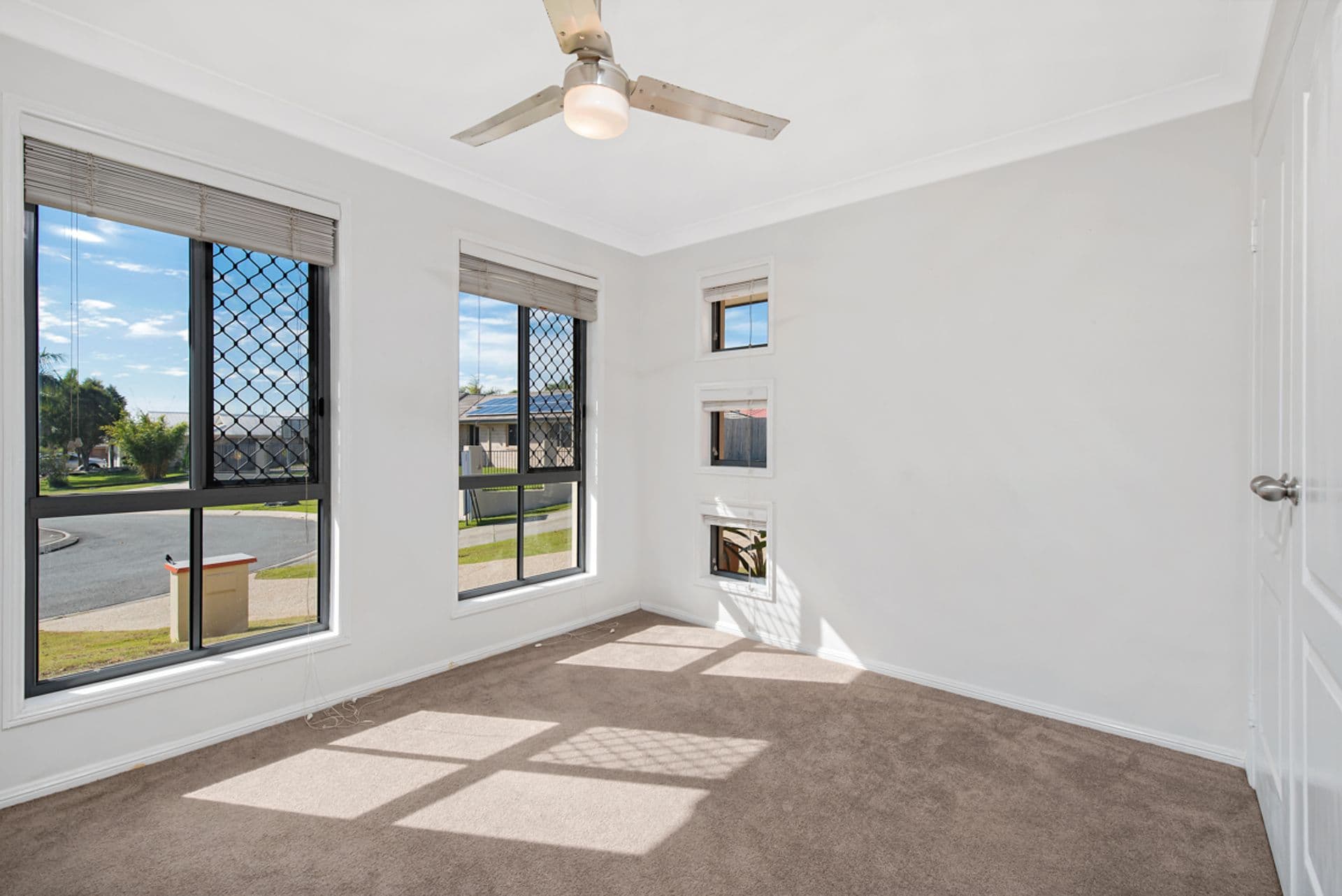 15 Kingsley Court, Little Mountain, QLD, 4551, Little Mountain - Thumbnail 8