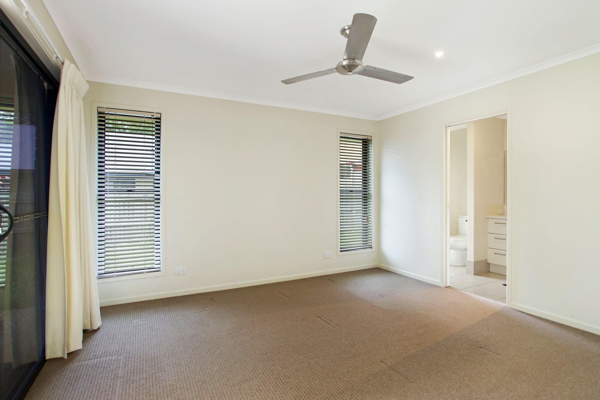 3 Crows Ash Place, Kuluin, QLD, 4558, Kuluin - Thumbnail 5