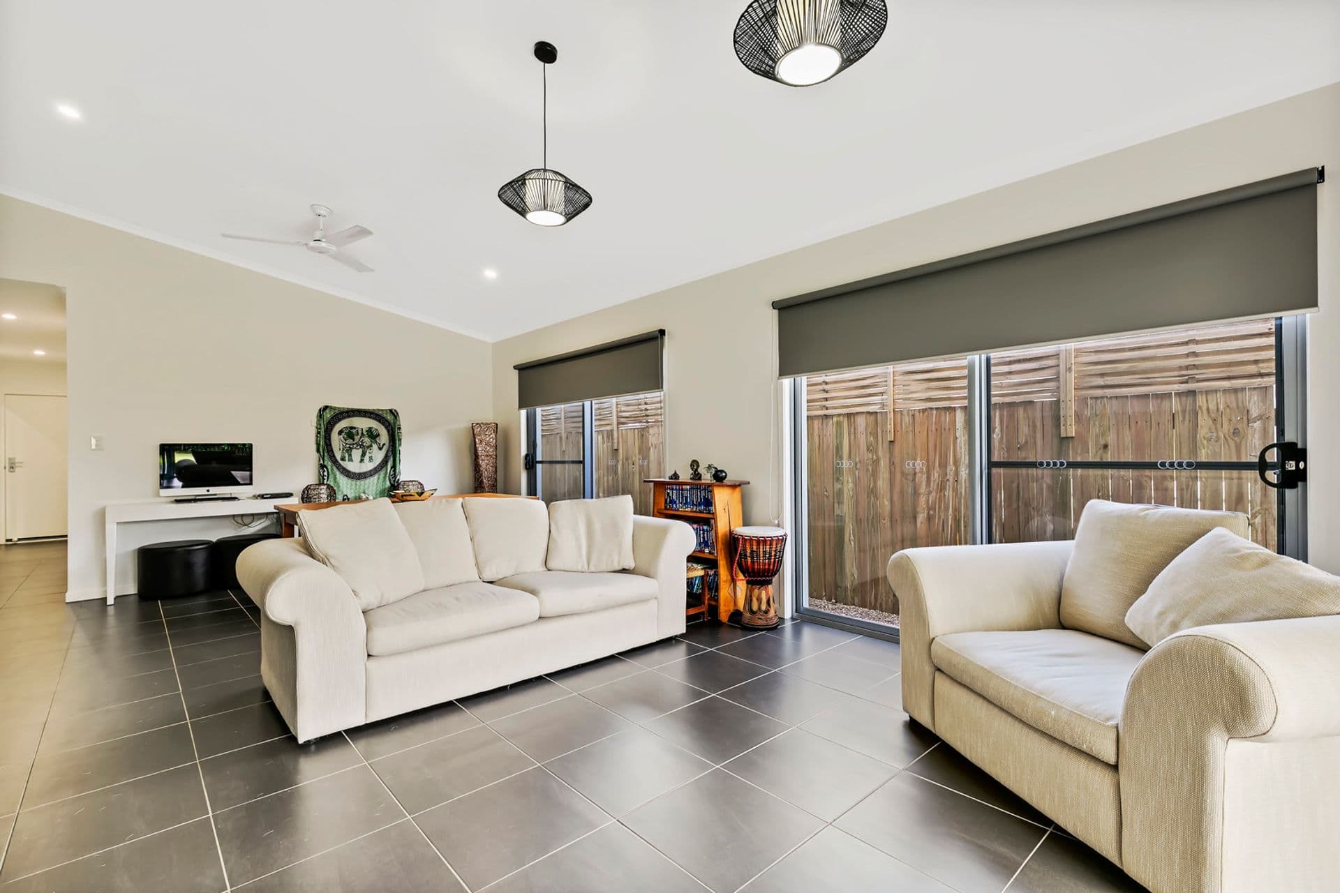 18 Hideaway Street, Birtinya, QLD, 4575, Birtinya - Thumbnail 2