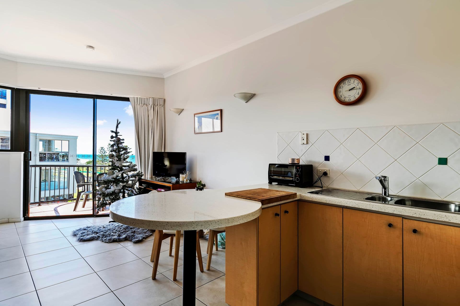 316/9-21 Beach Parade, Surfers Paradise, QLD, 4217, Surfers Paradise - Thumbnail 4