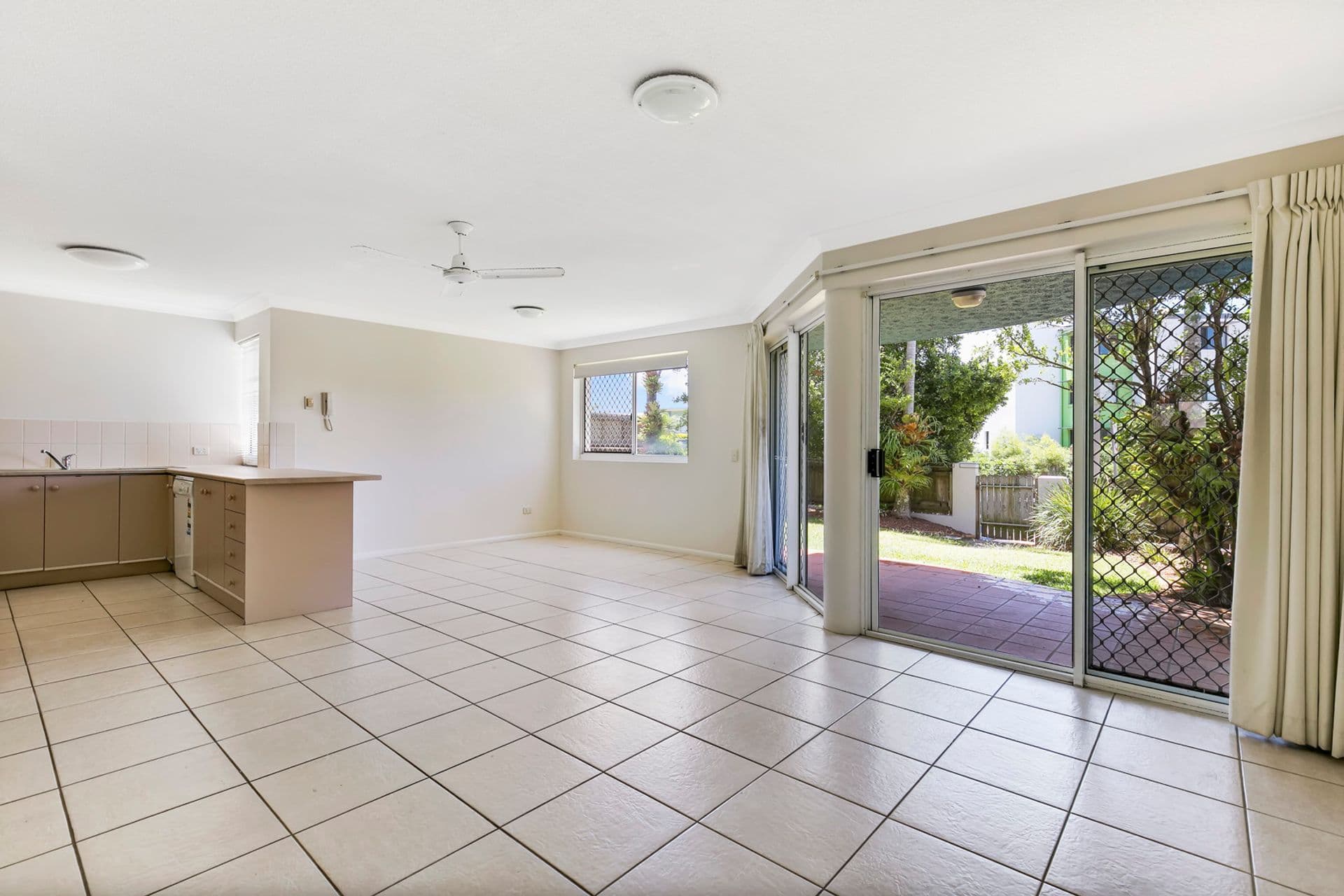 4/2-6  Douglas Street, Mooloolaba, QLD, 4557, Mooloolaba - Thumbnail 4