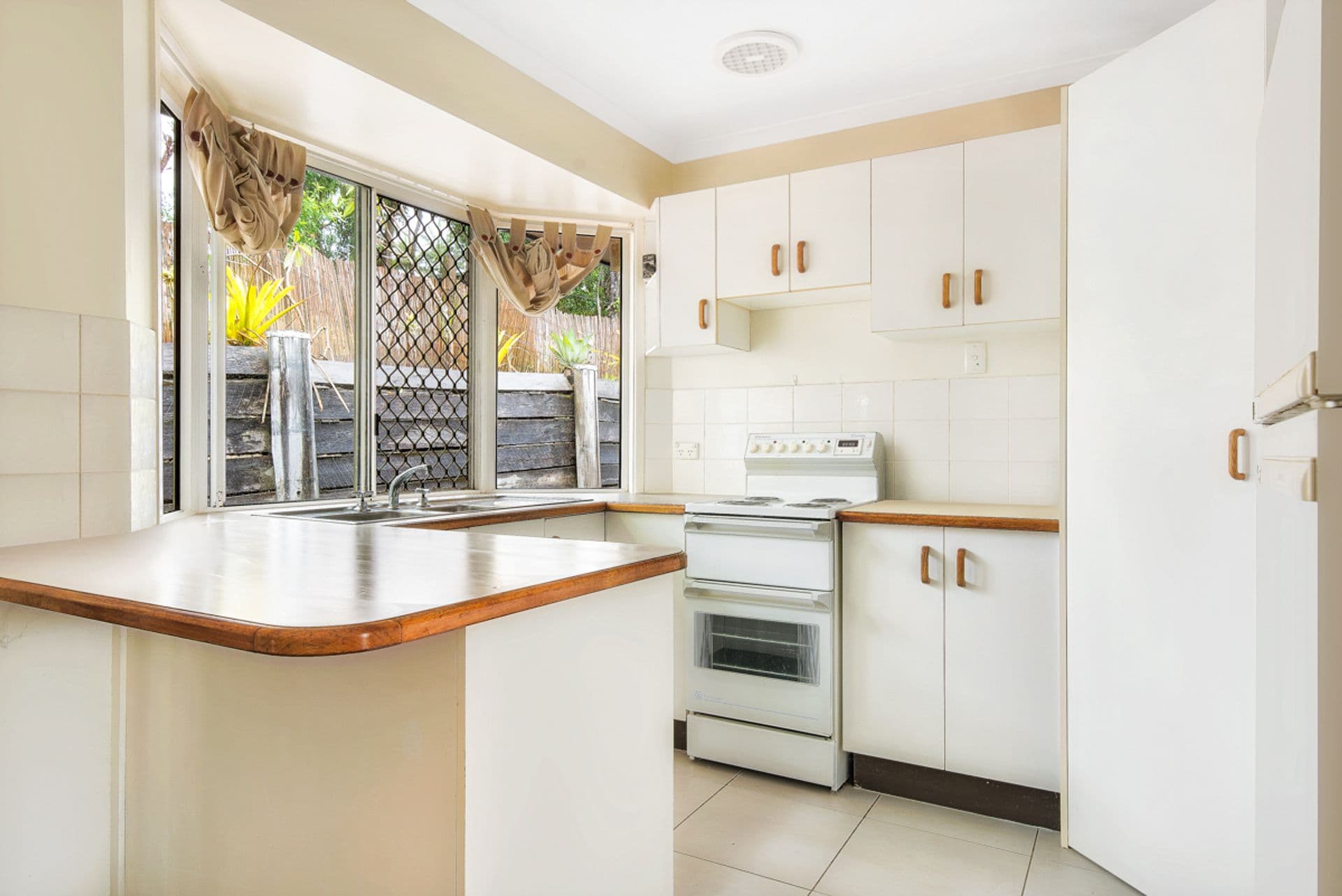 40 Daintree Close, Kuluin, QLD, 4558, Kuluin - Thumbnail 4