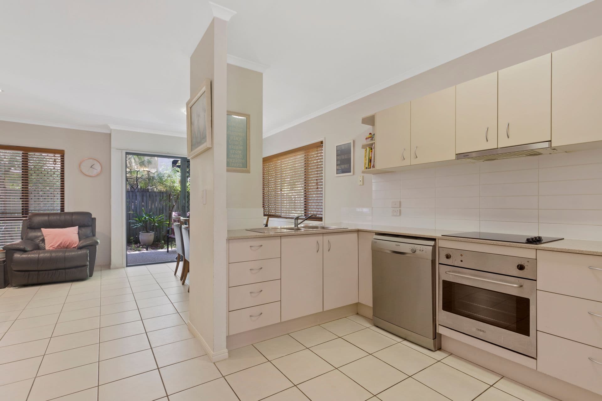 8/39  Dalton Drive, Maroochydore, QLD, 4558, Maroochydore - Thumbnail 3