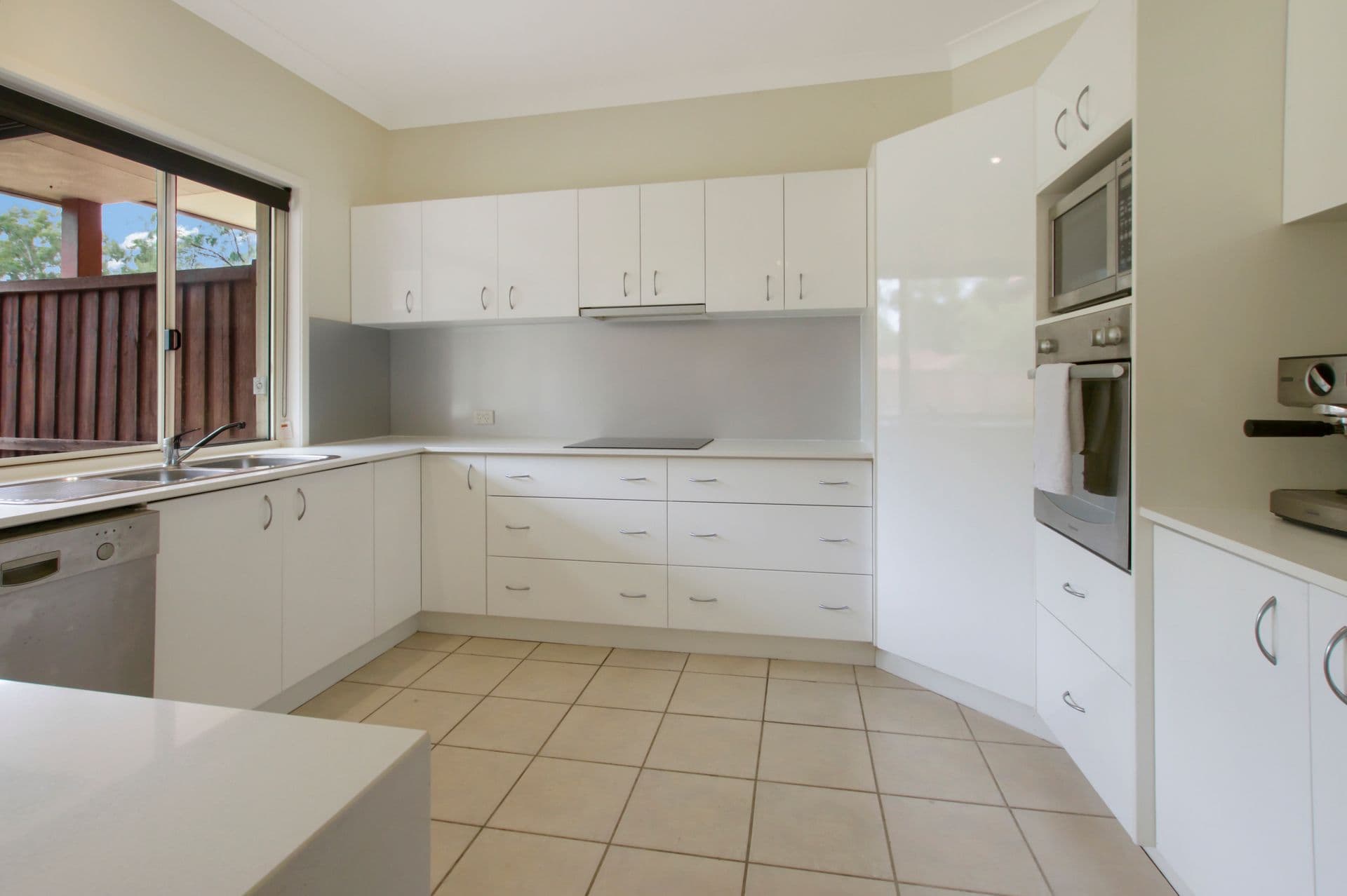 14 Bungee Court, Tewantin, QLD, 4565, Tewantin - Thumbnail 4