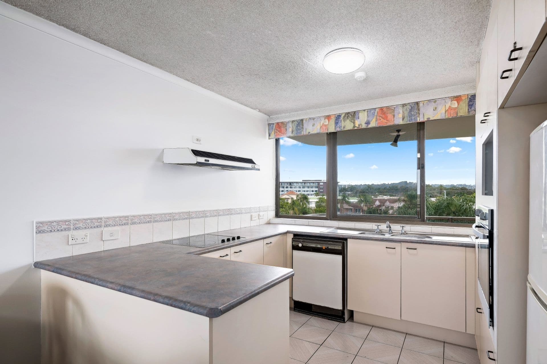 4A/120 Duporth Avenue, Maroochydore, QLD, 4558, Maroochydore - Thumbnail 4