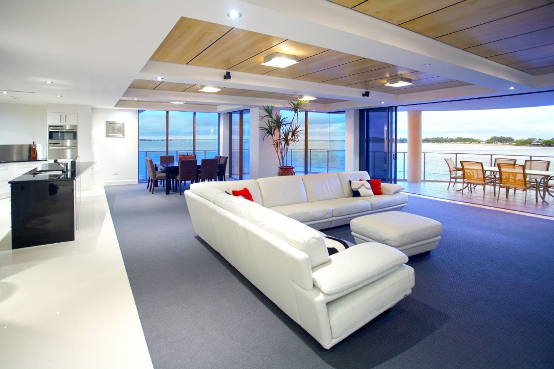 202/14  Duporth Avenue, Maroochydore, QLD, 4558, Maroochydore - Thumbnail 2