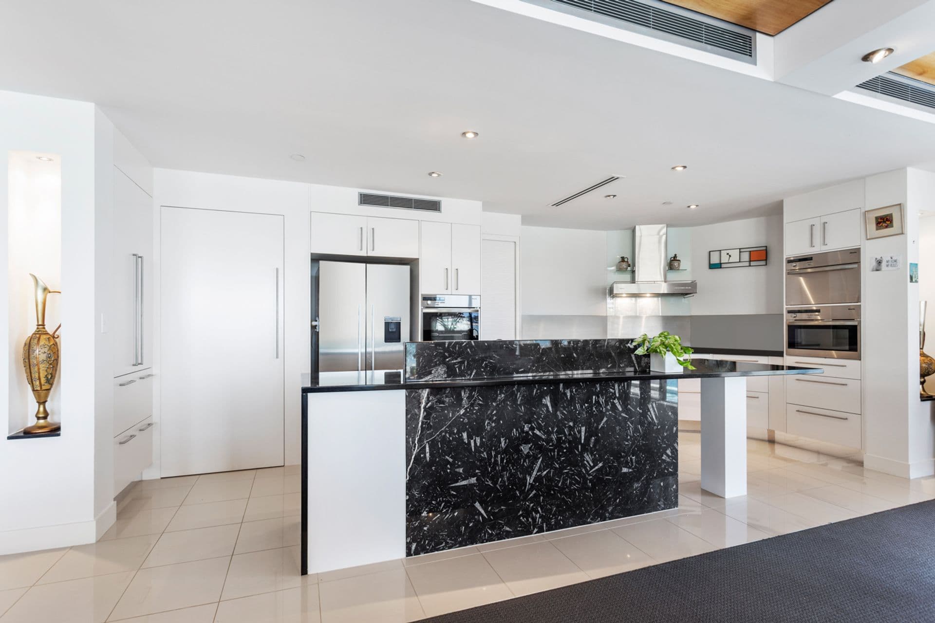 202/14  Duporth Avenue, Maroochydore, QLD, 4558, Maroochydore - Thumbnail 3