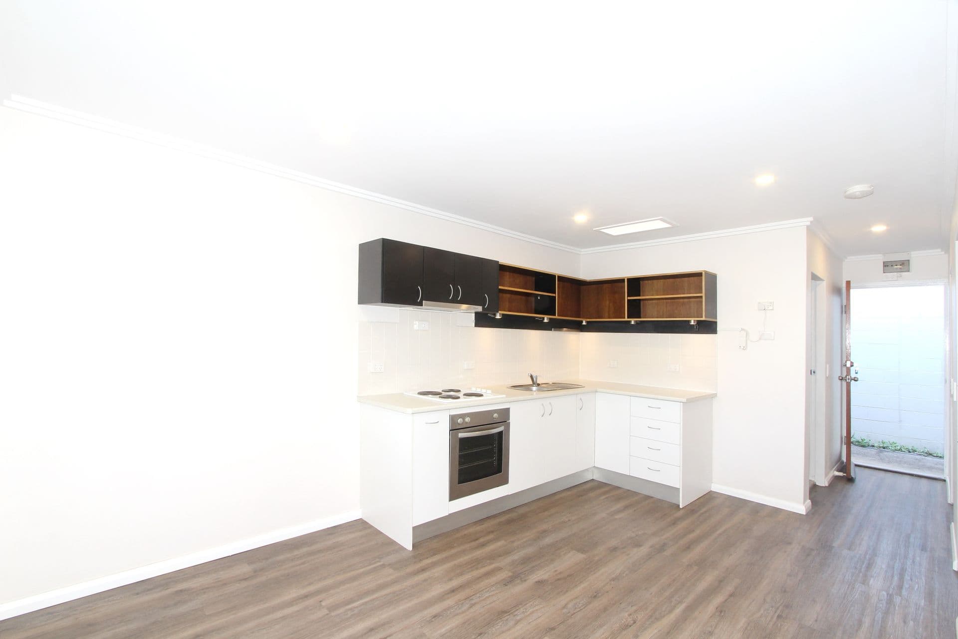 5/2 Rose Street, Maroochydore, QLD, 4558, Maroochydore - Thumbnail 2