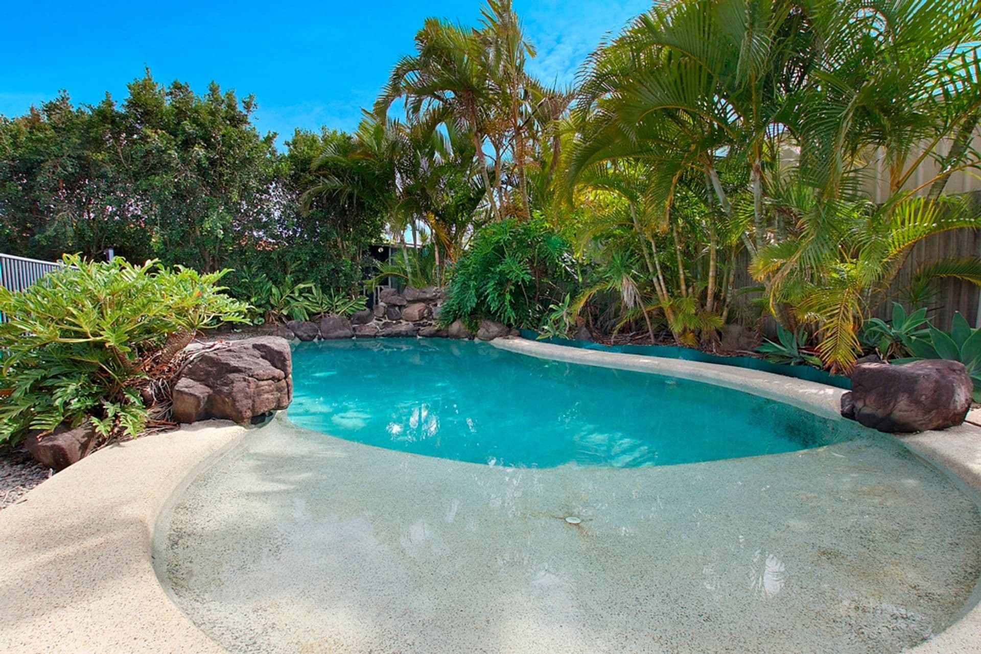 10 Satinash Place, Mudjimba, QLD, 4564, Mudjimba - Thumbnail 2