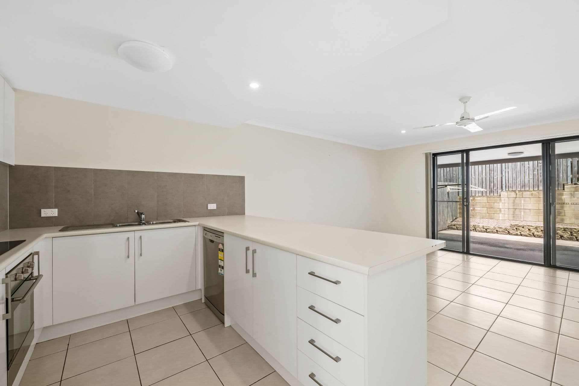 9/18-20  Tolman Court, Maroochydore, QLD, 4558, Maroochydore - Thumbnail 3